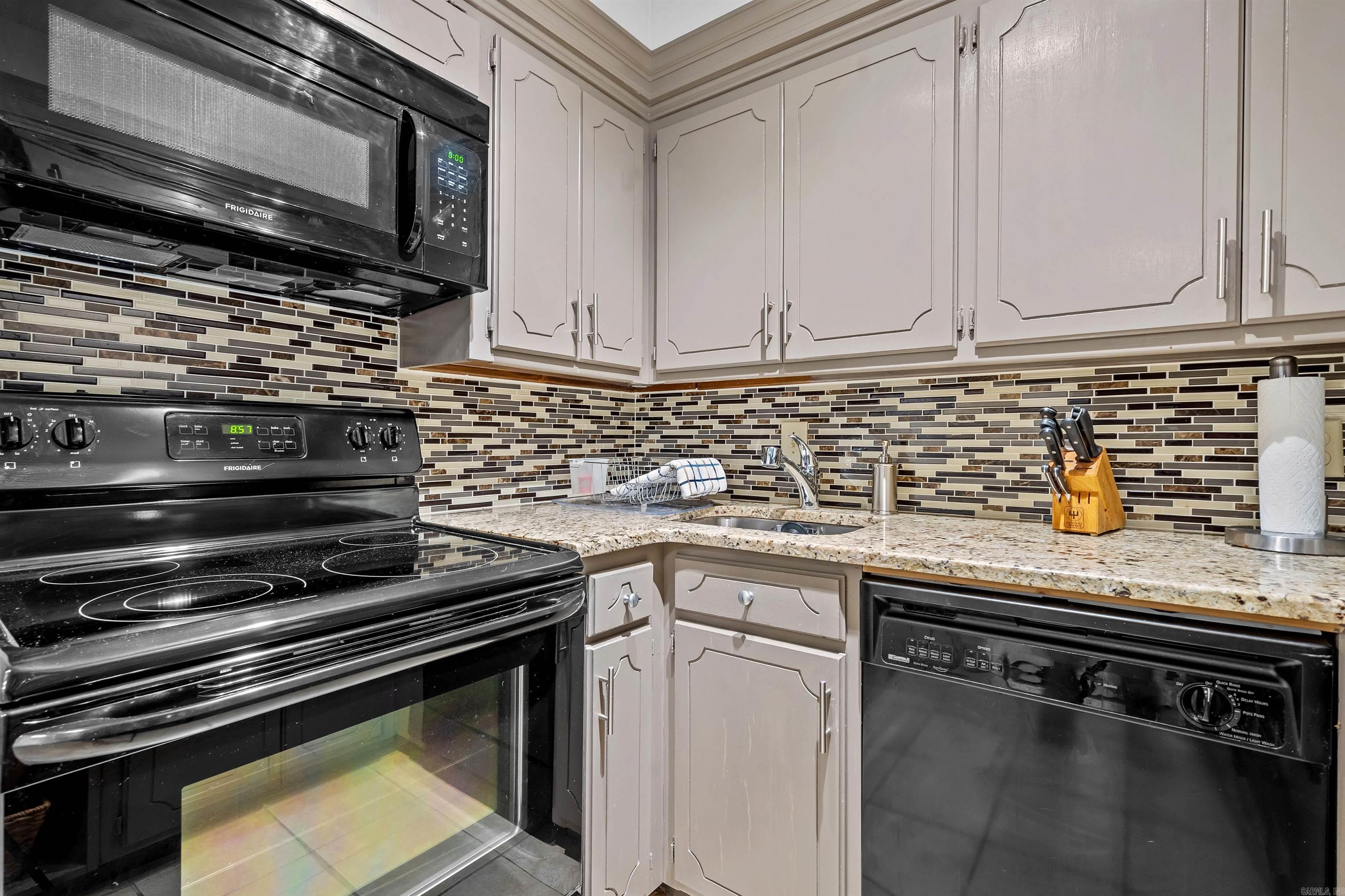 BEACON MANOR HPR - Residential