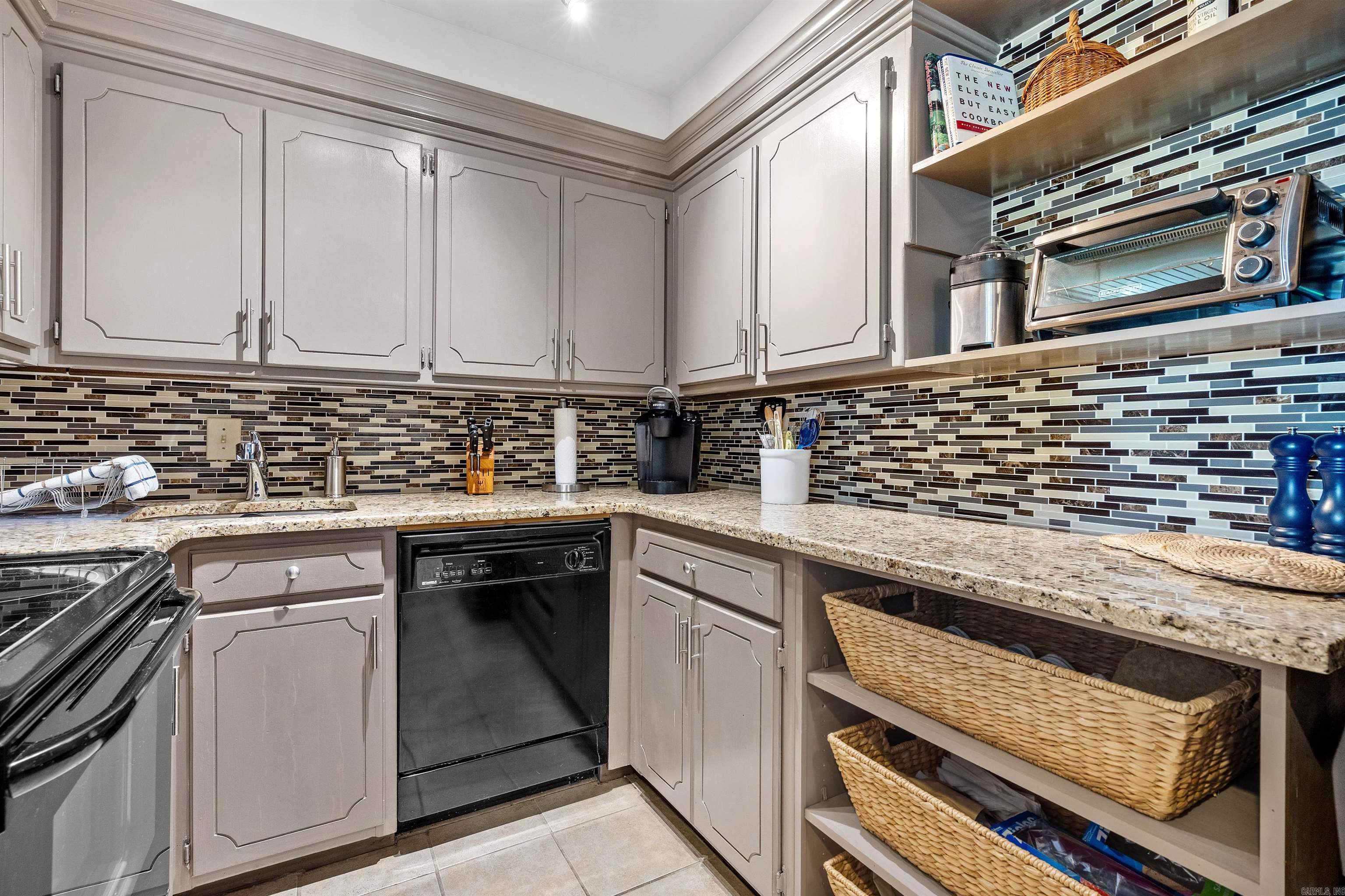 BEACON MANOR HPR - Residential