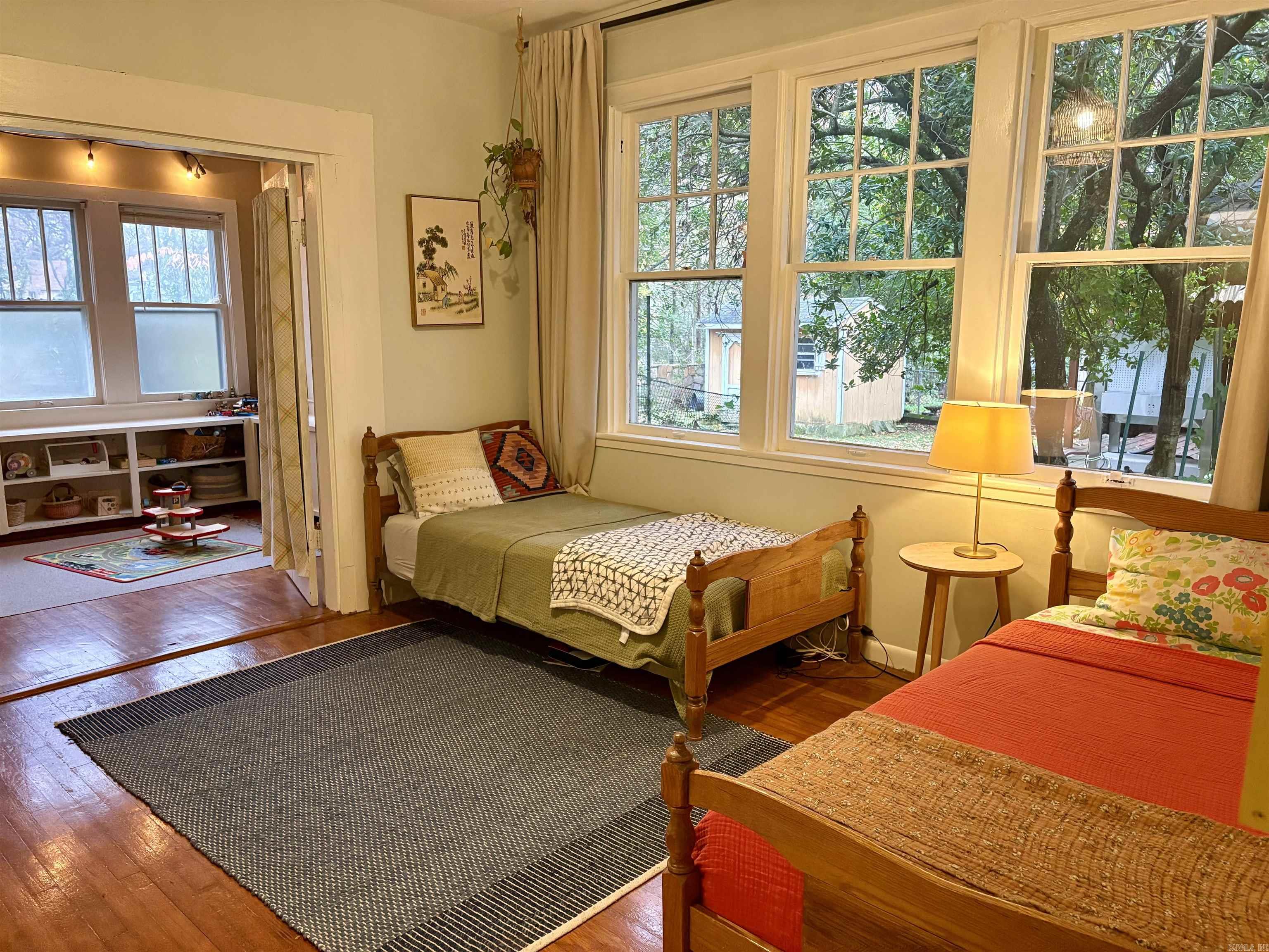 OAK FOREST - Residential