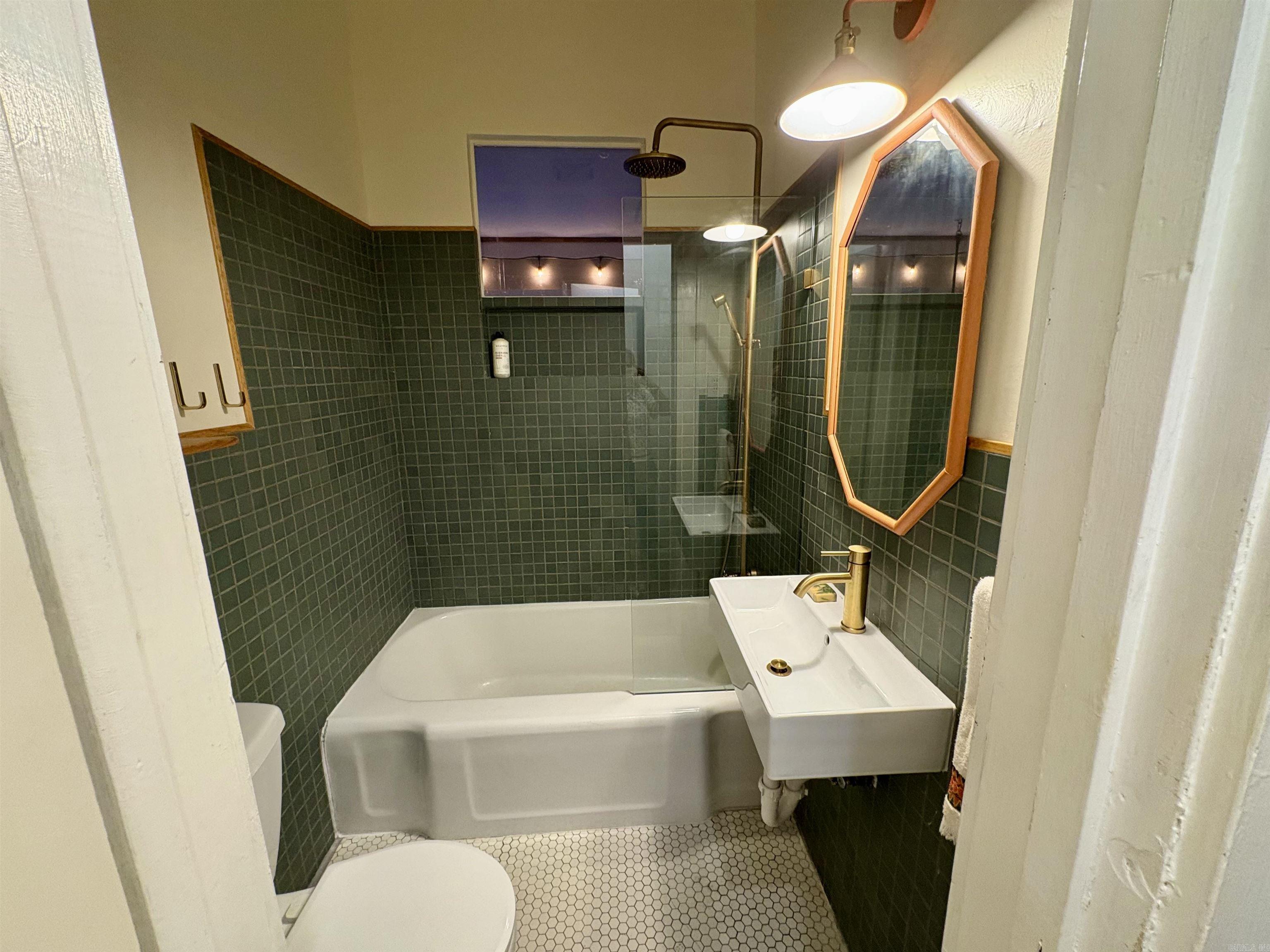 OAK FOREST - Residential