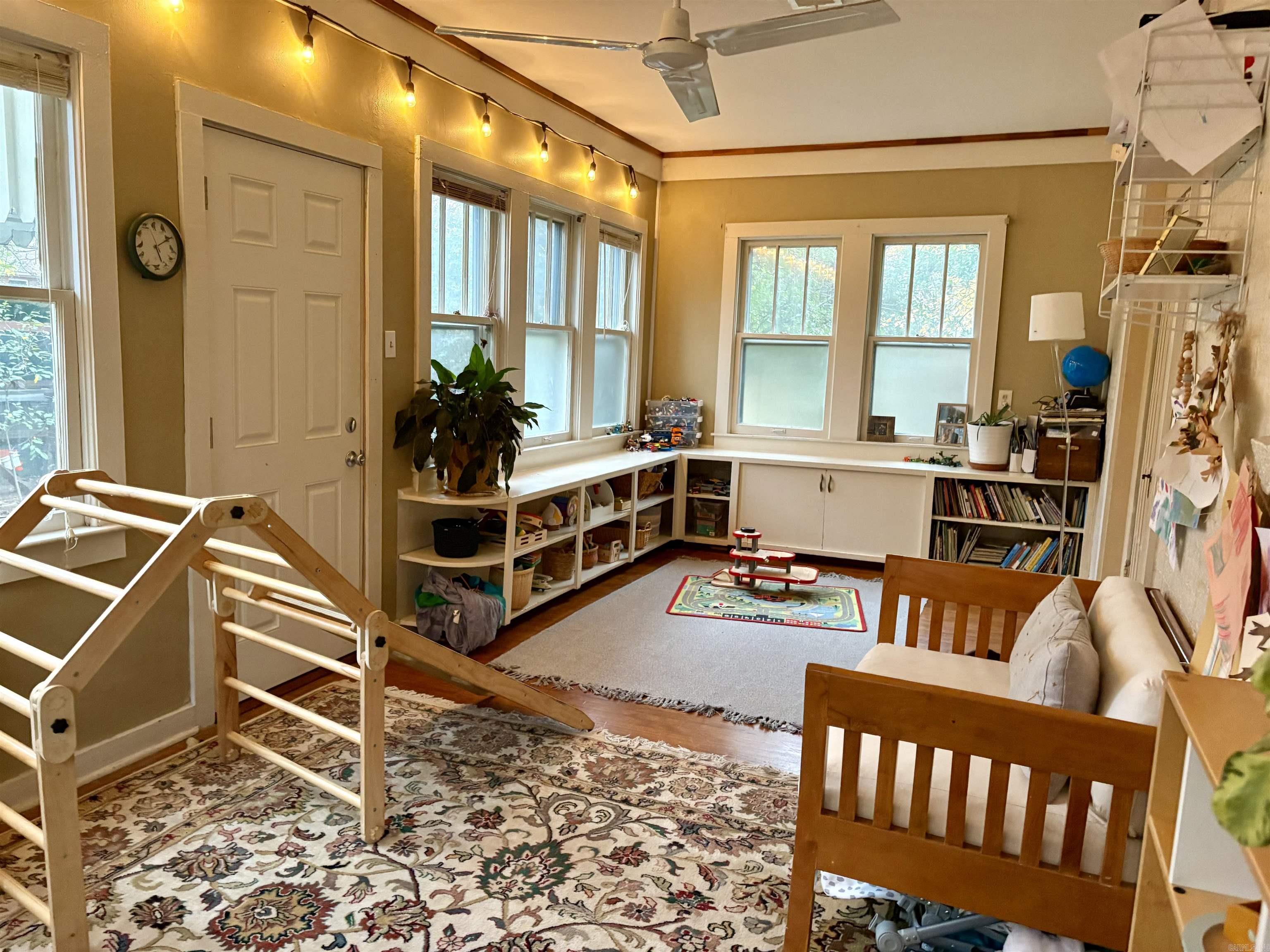 OAK FOREST - Residential