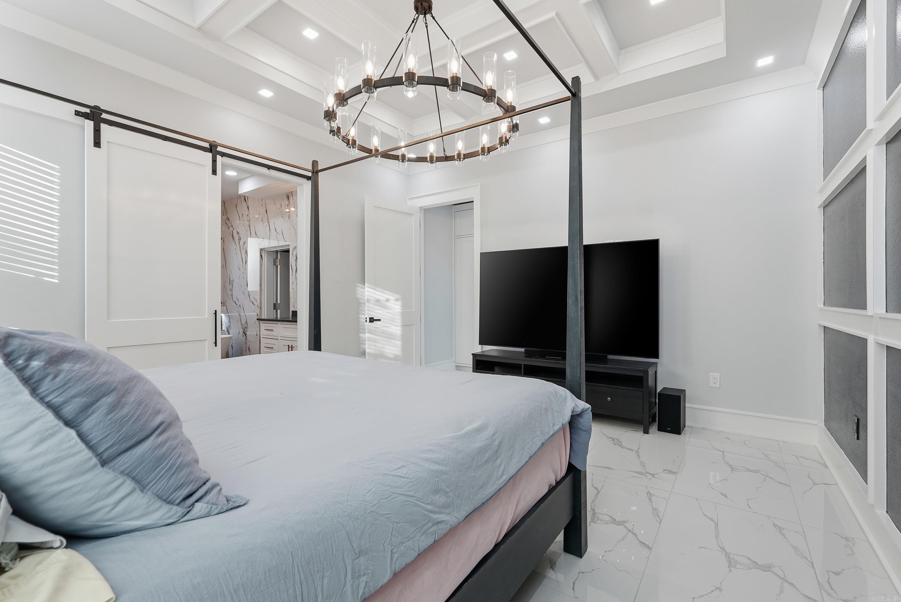 OAK GLEN - Residential