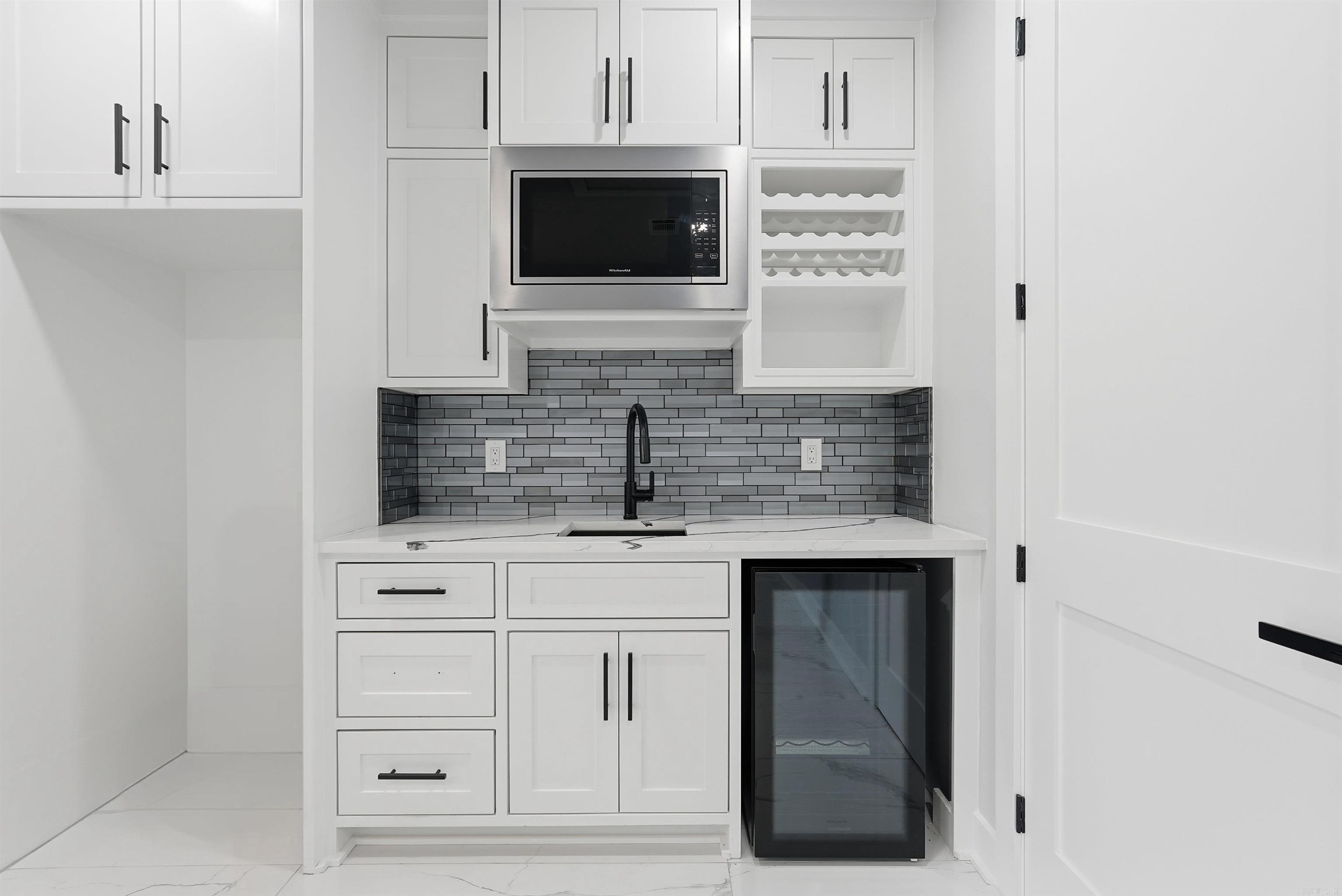 OAK GLEN - Residential