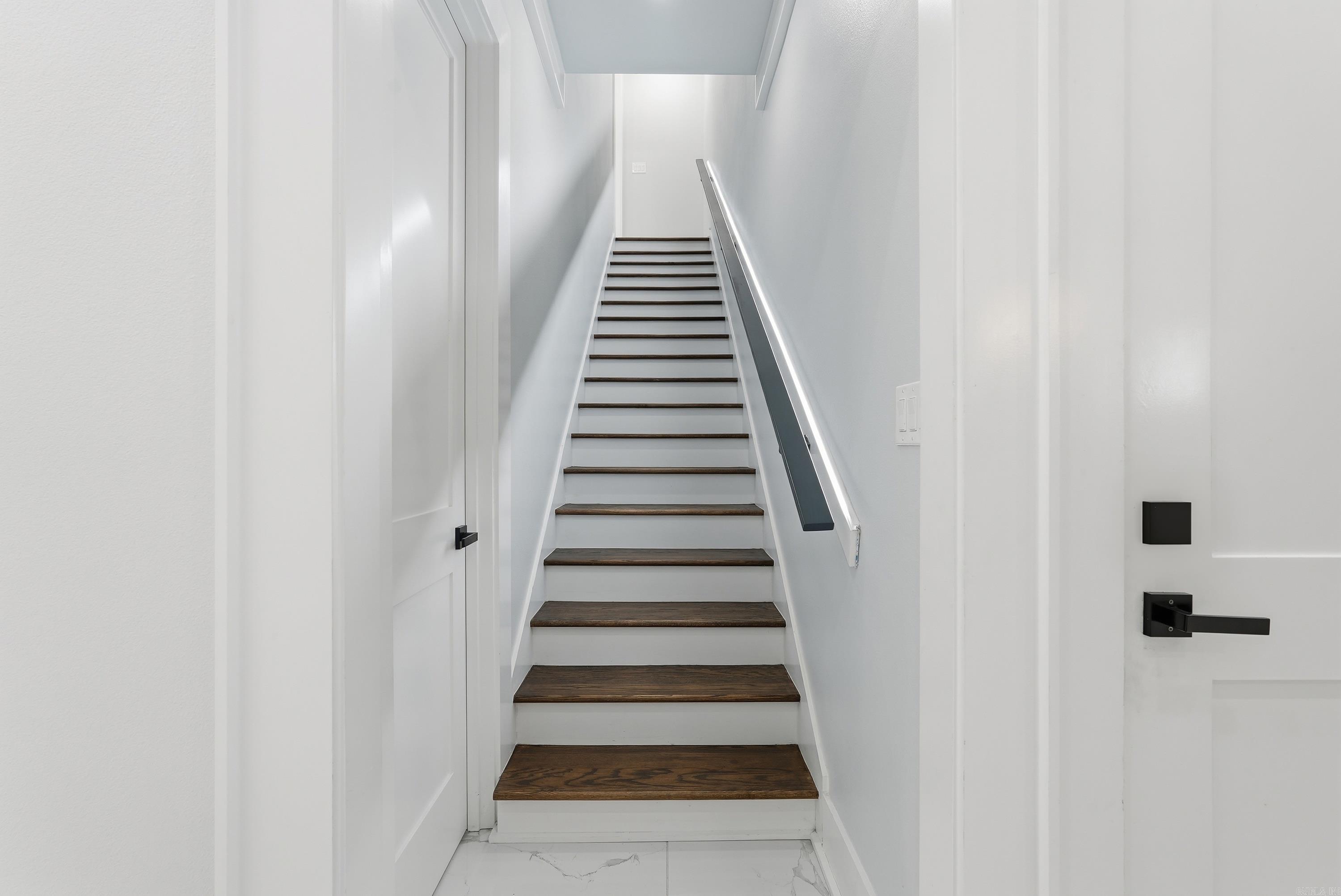 OAK GLEN - Residential