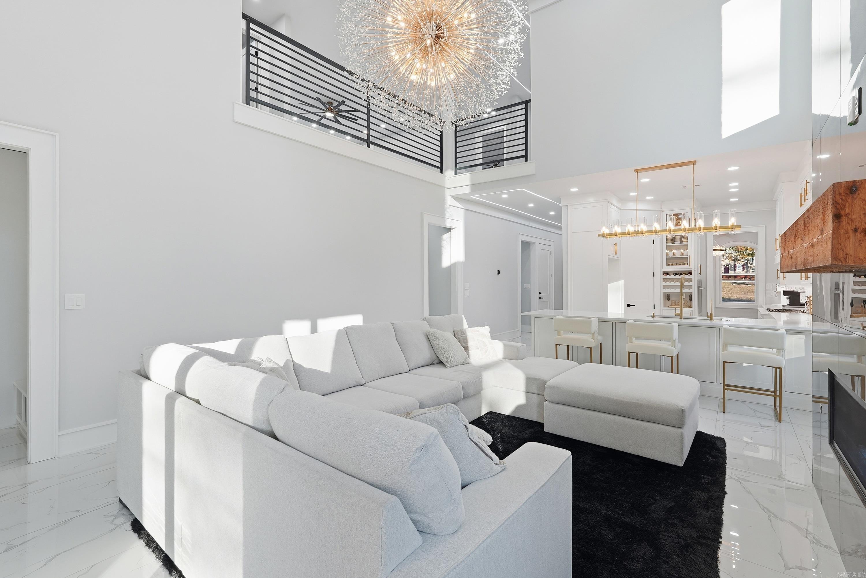 OAK GLEN - Residential