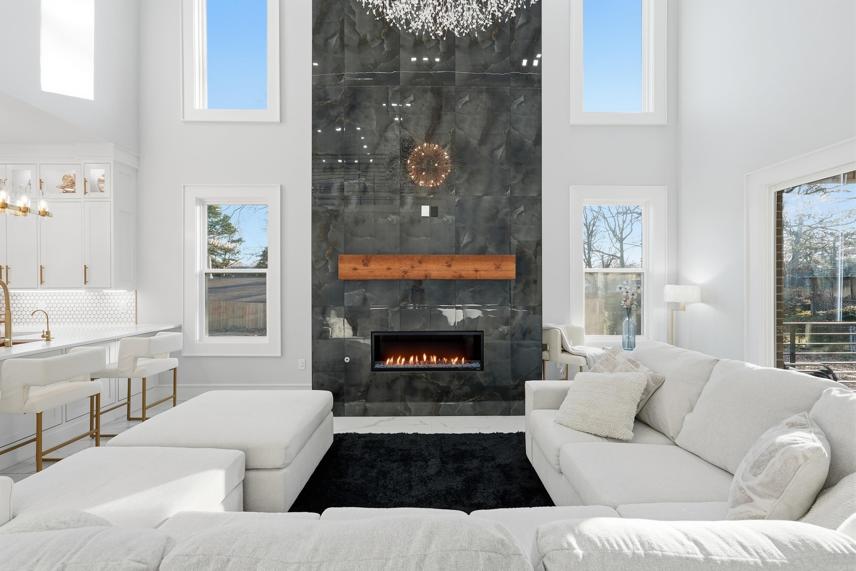 OAK GLEN - Residential