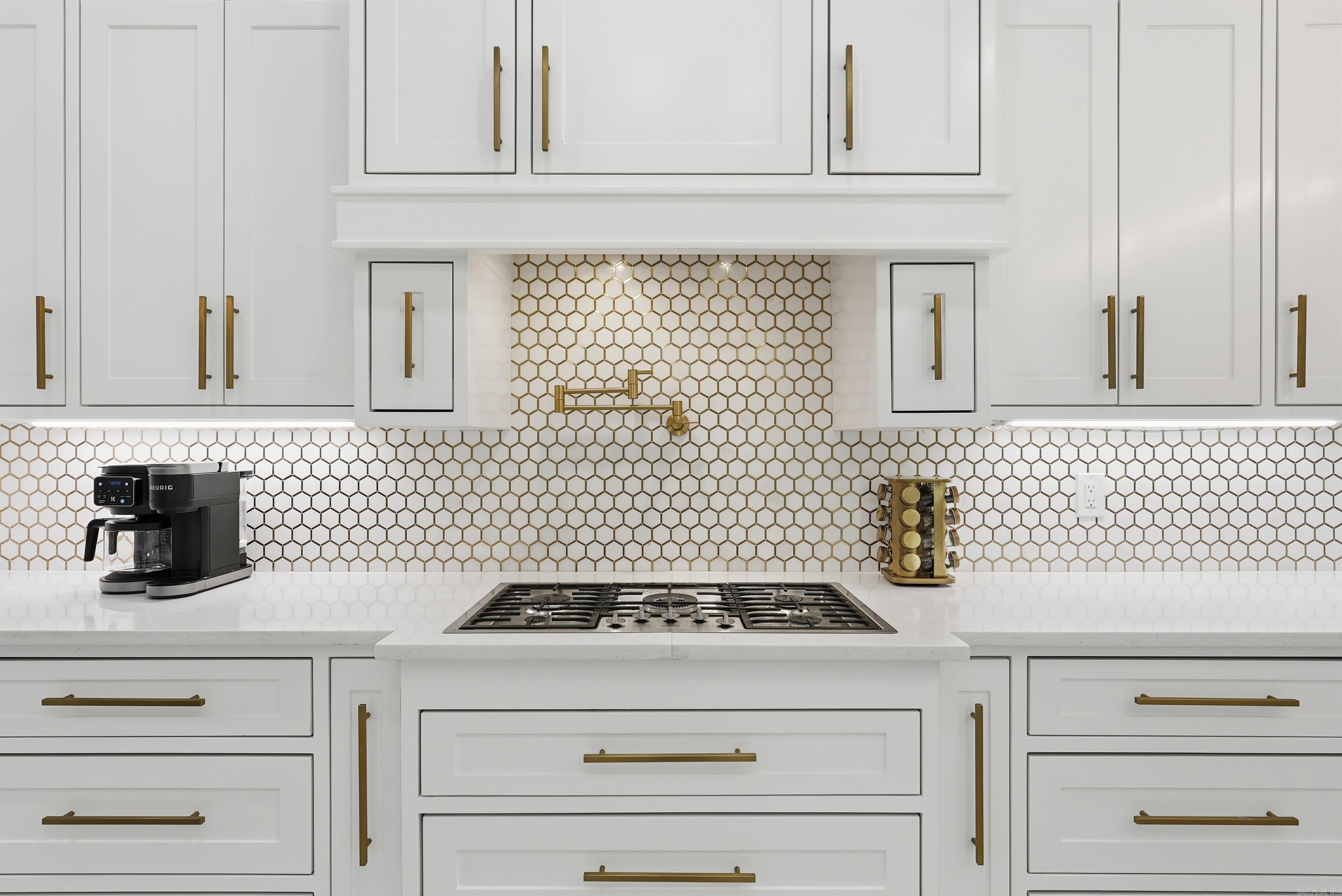 OAK GLEN - Residential