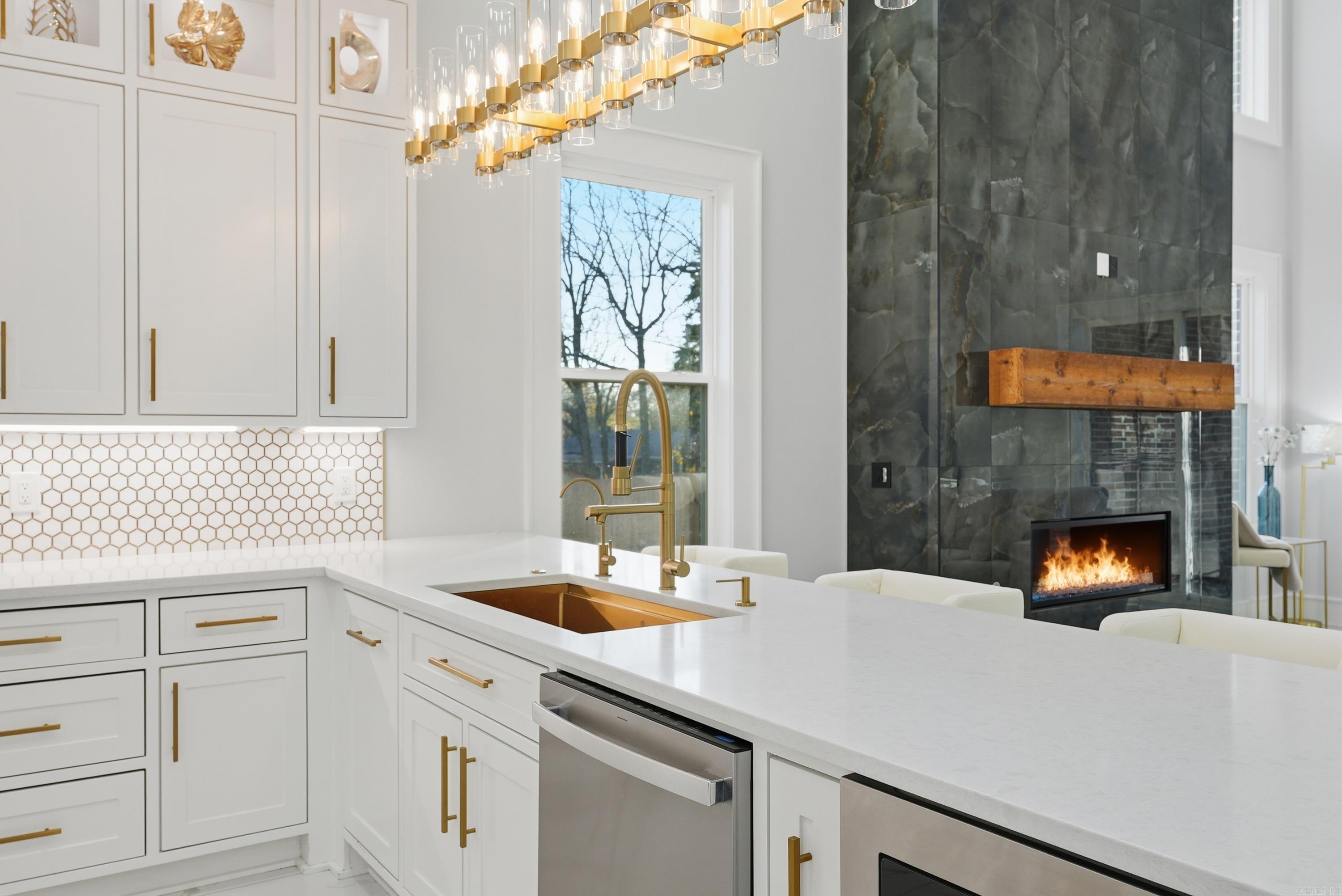 OAK GLEN - Residential