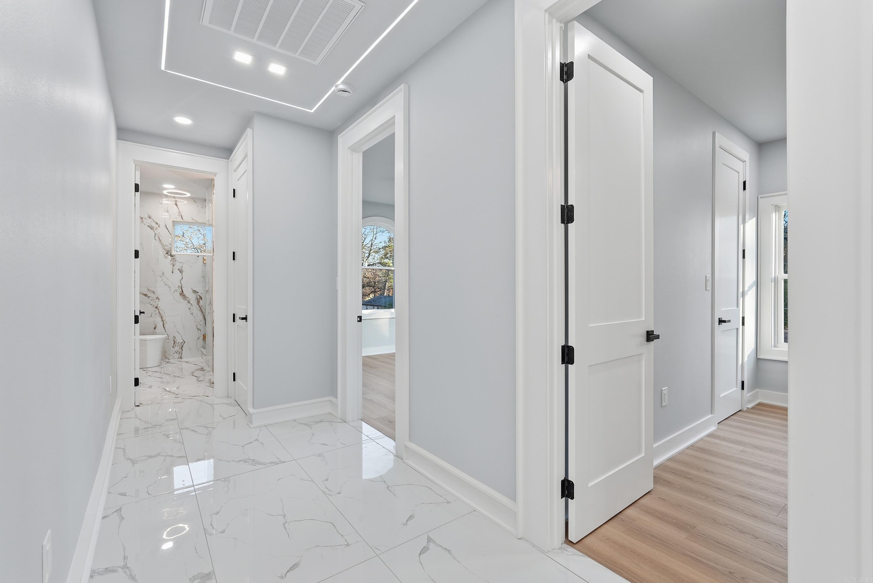 OAK GLEN - Residential