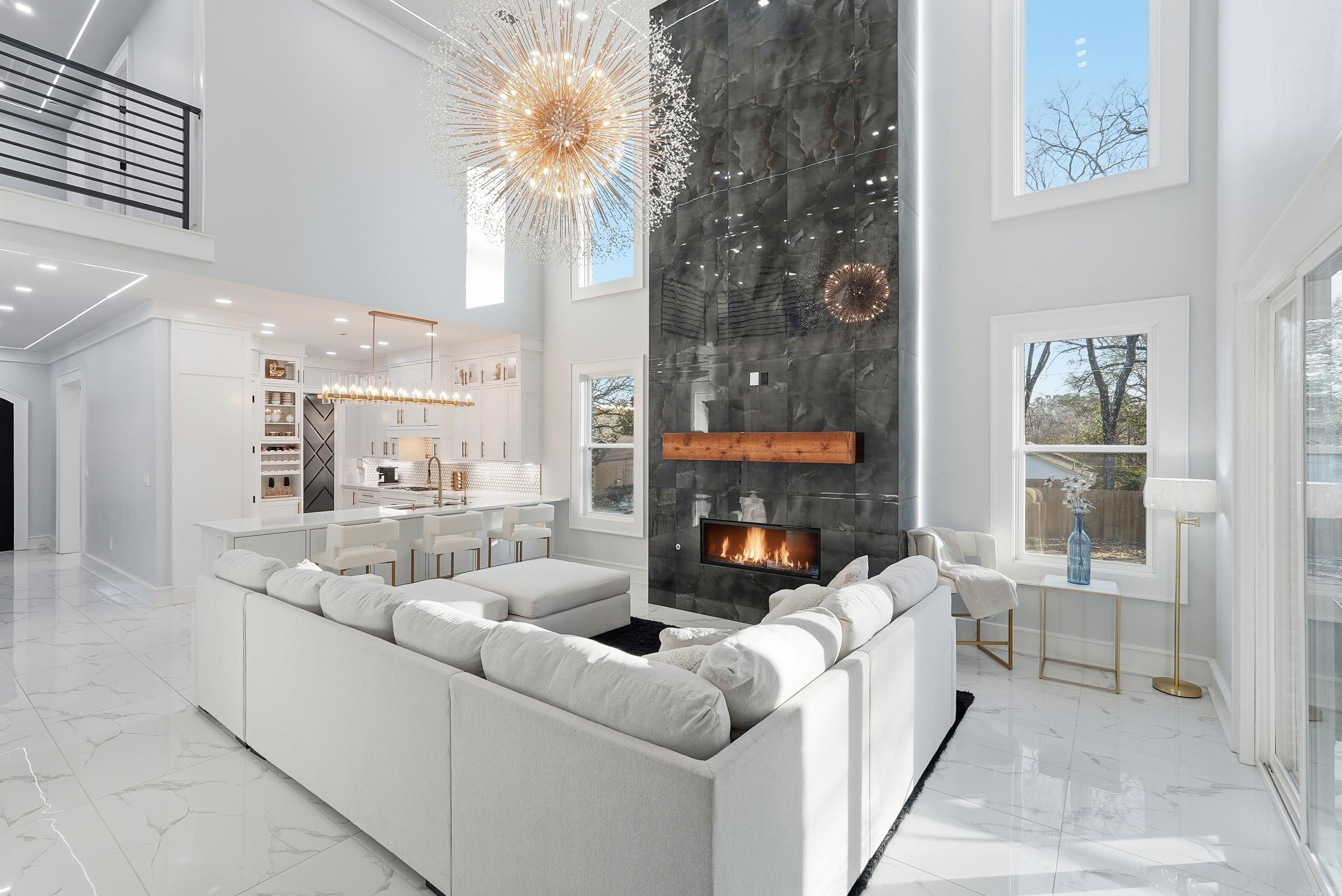 OAK GLEN - Residential