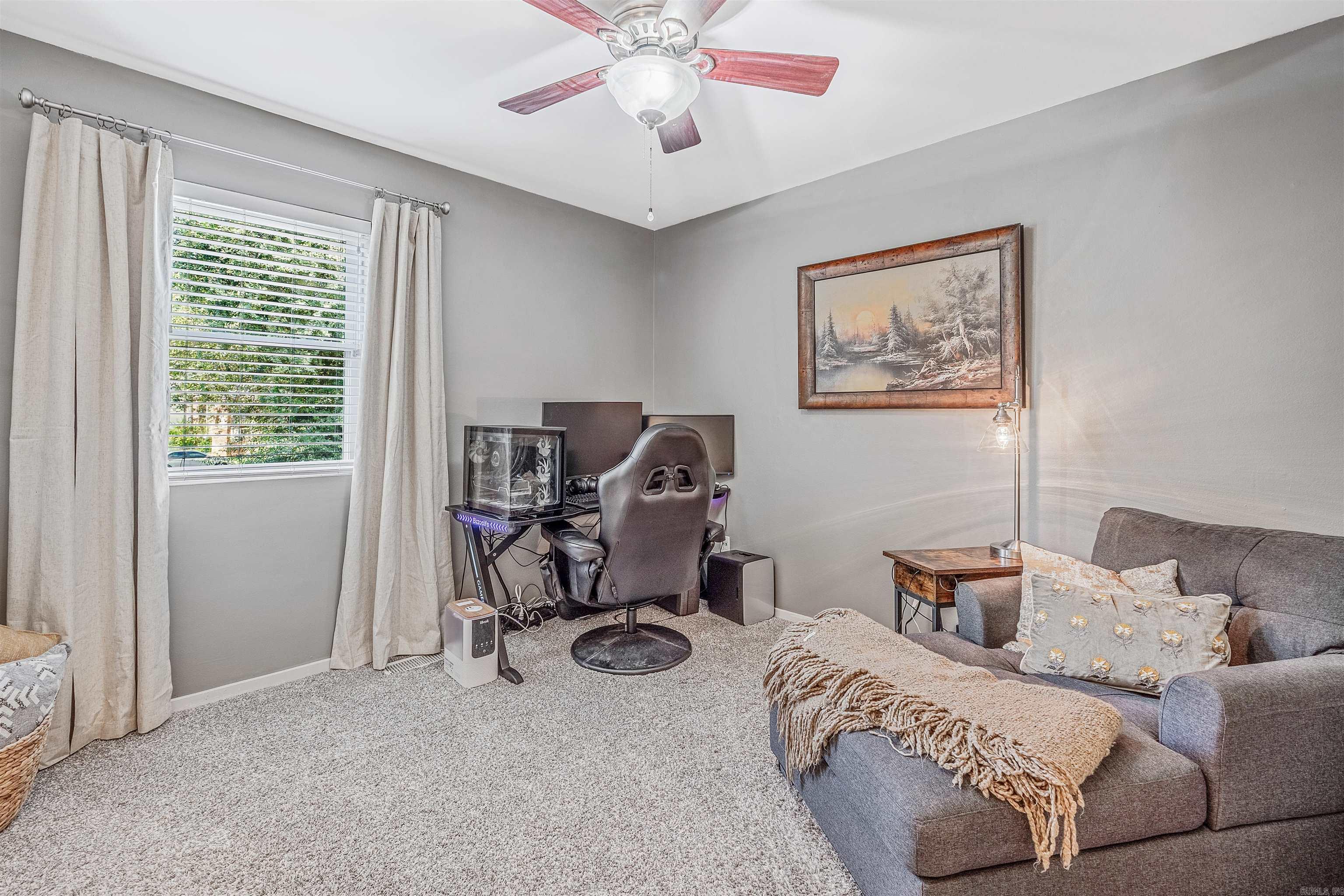 OAKCREST MANOR TWNHMS - Residential