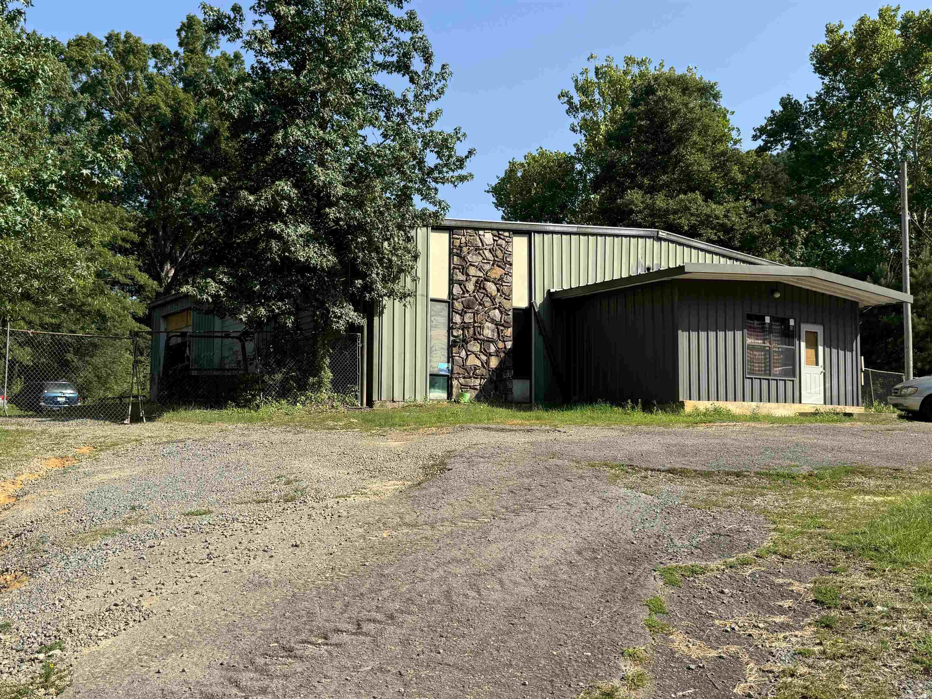 Metes & Bounds - Commercial Sale