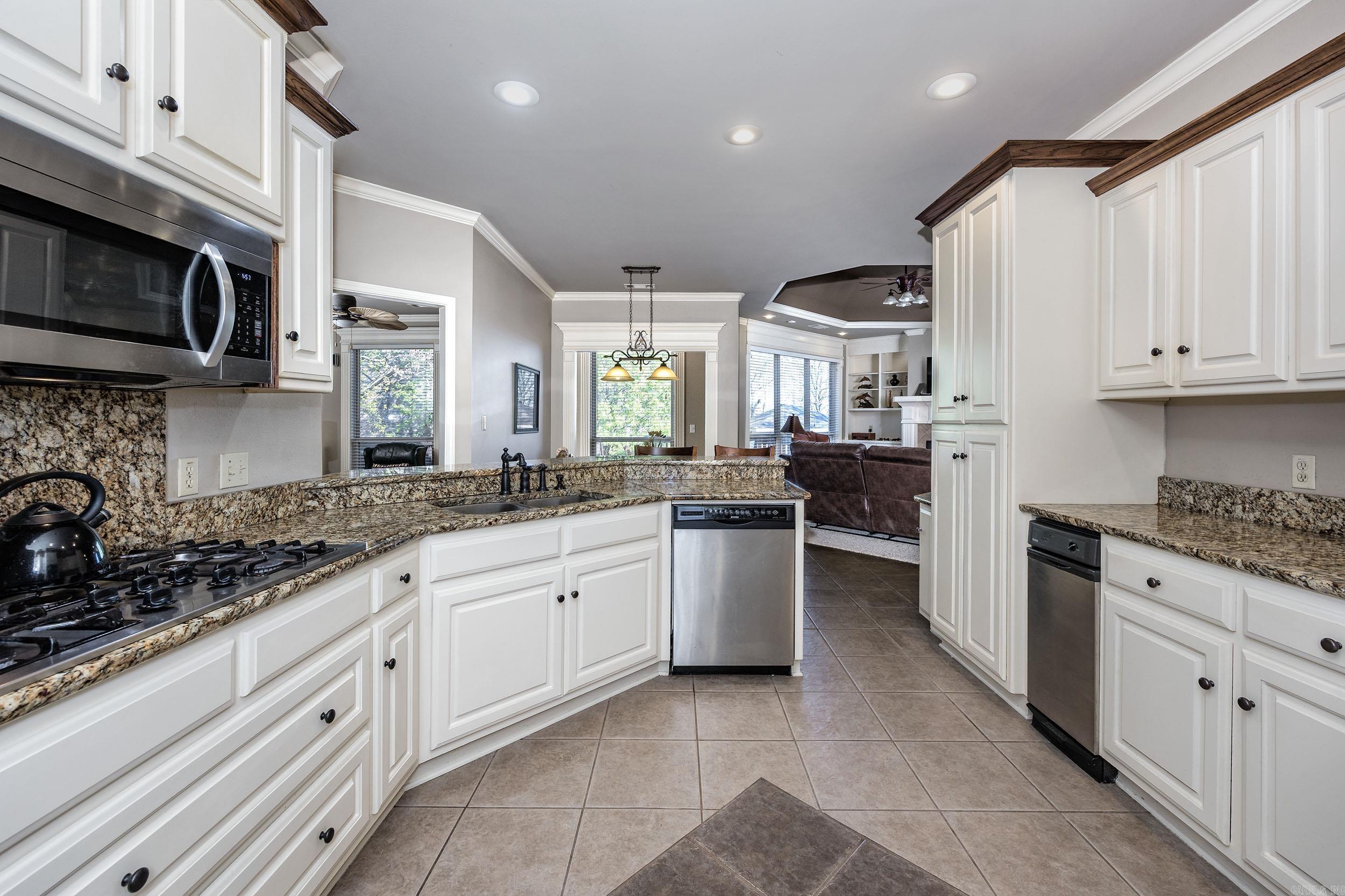 MILLERS CROSSING - Residential