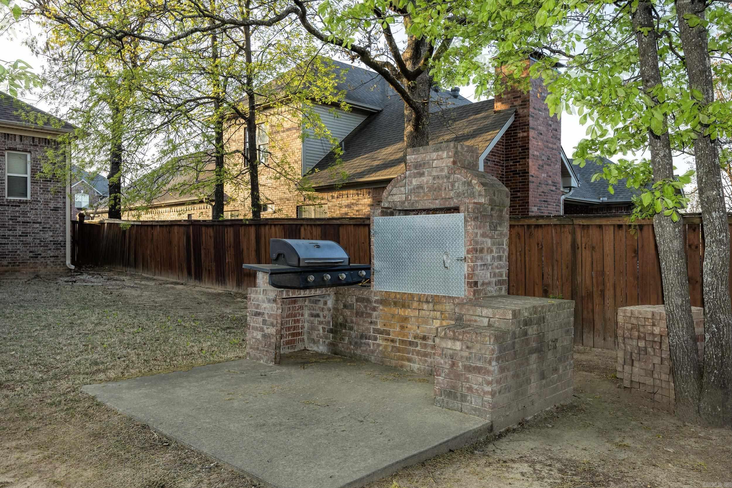 MILLERS CROSSING - Residential