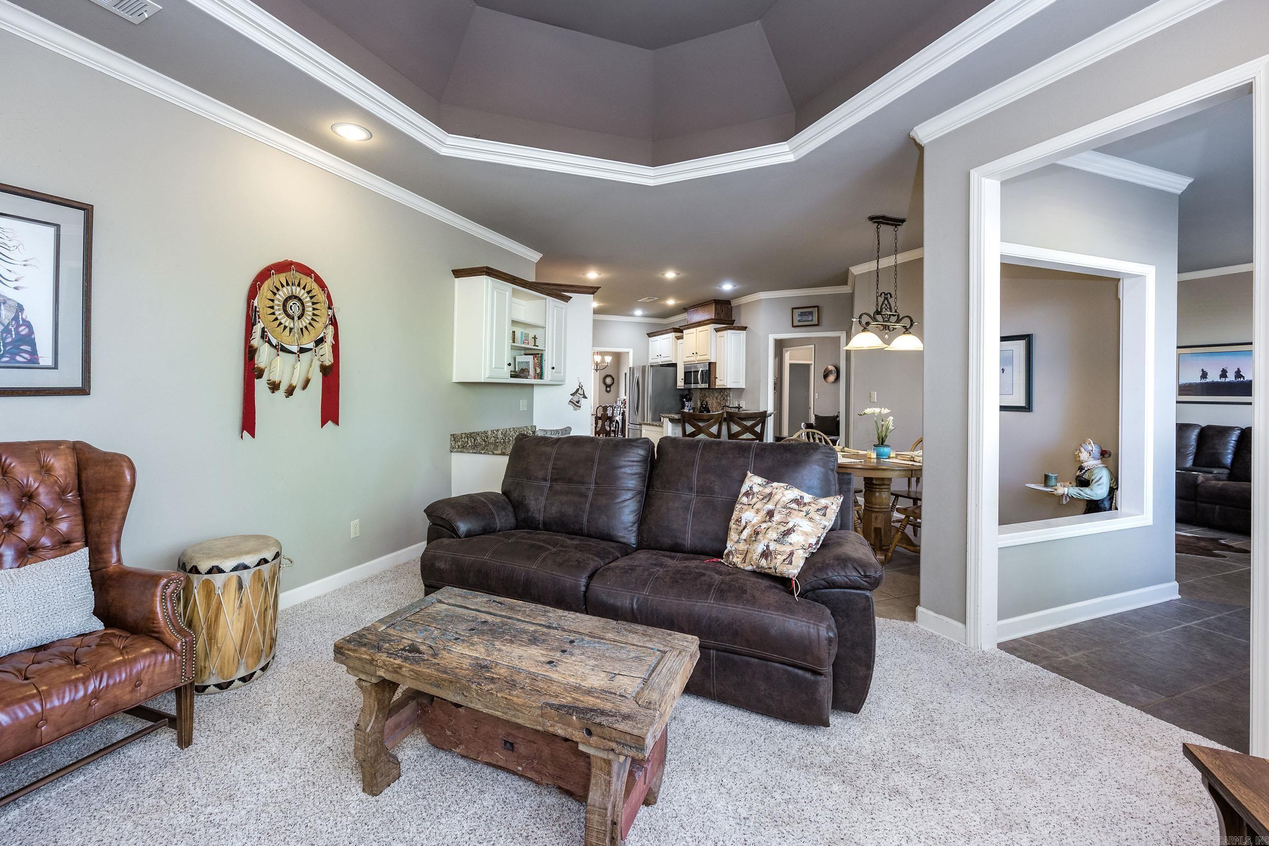 MILLERS CROSSING - Residential