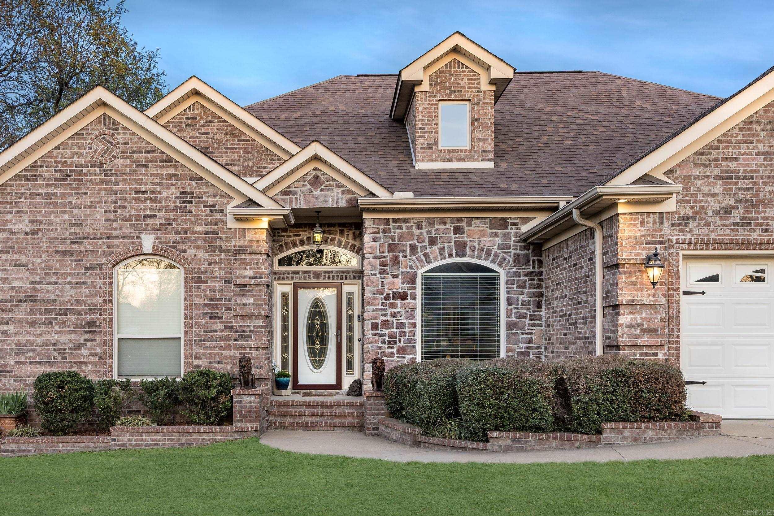 MILLERS CROSSING - Residential