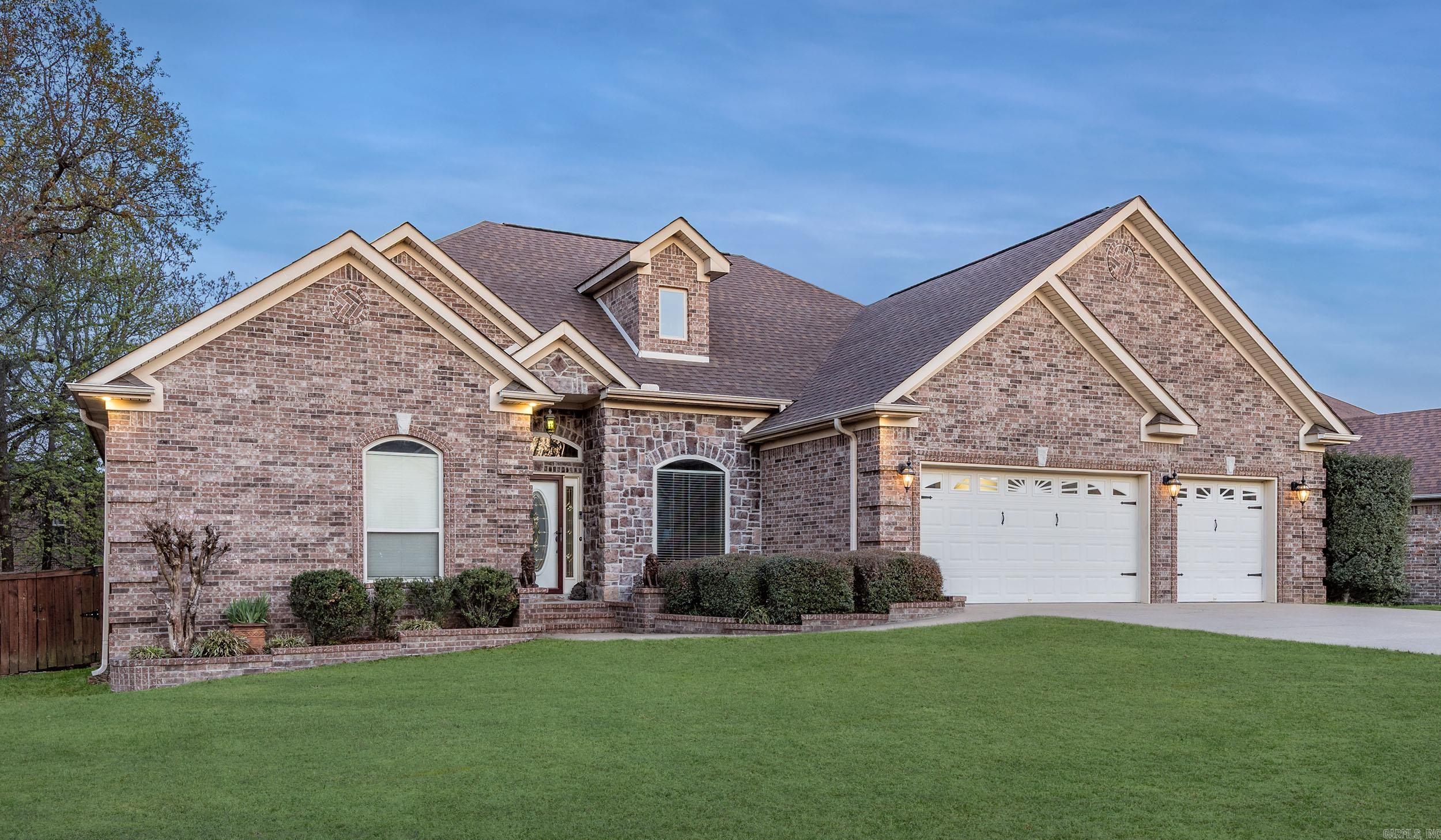 MILLERS CROSSING - Residential