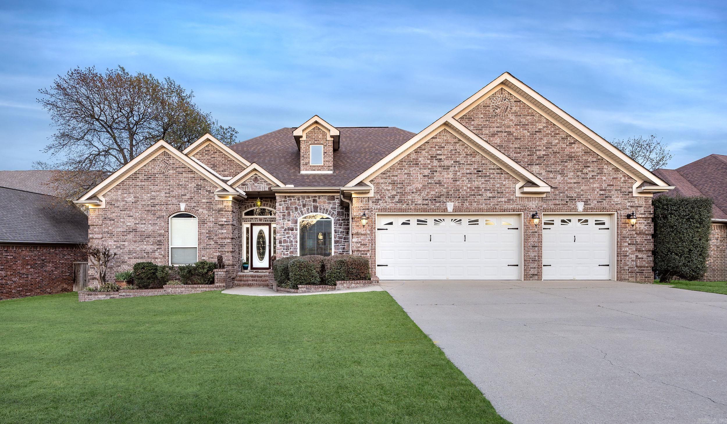 MILLERS CROSSING - Residential