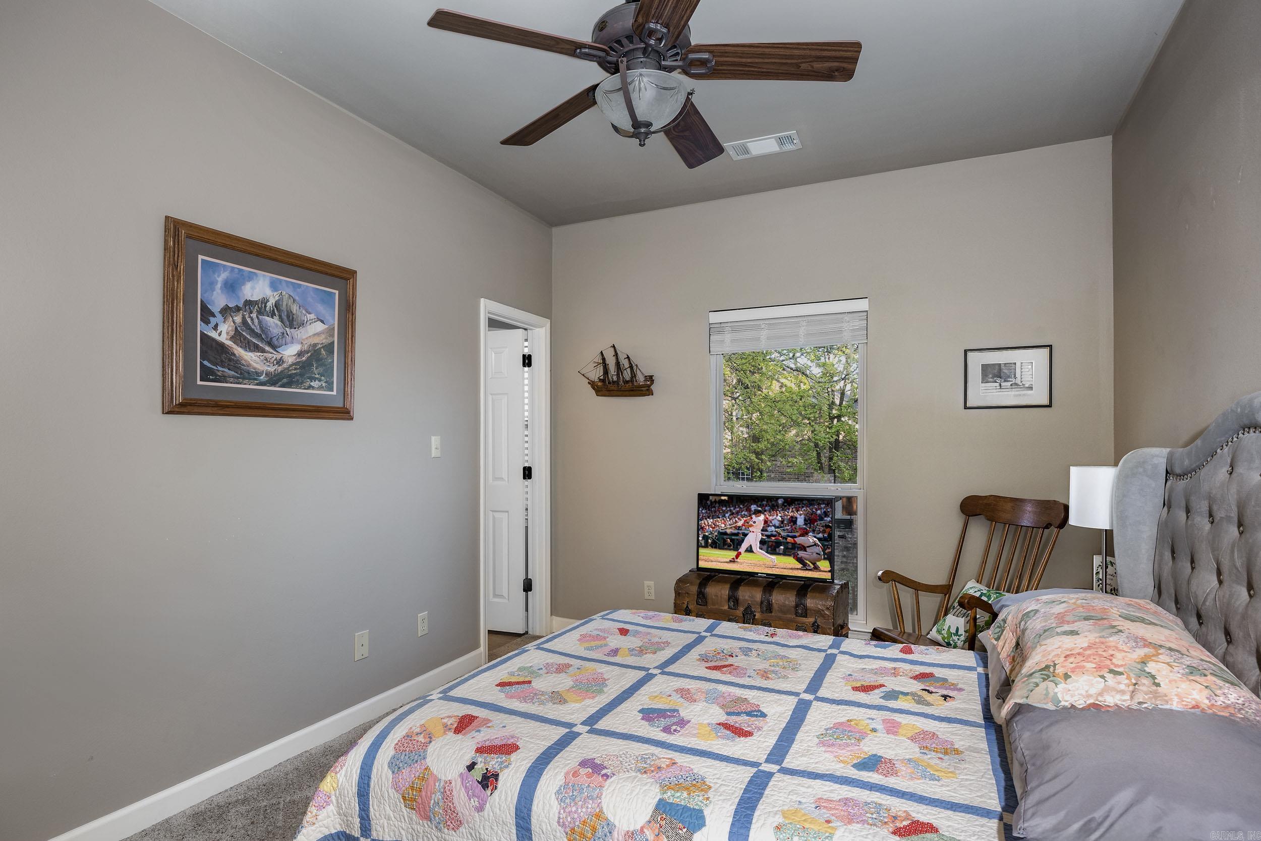 MILLERS CROSSING - Residential