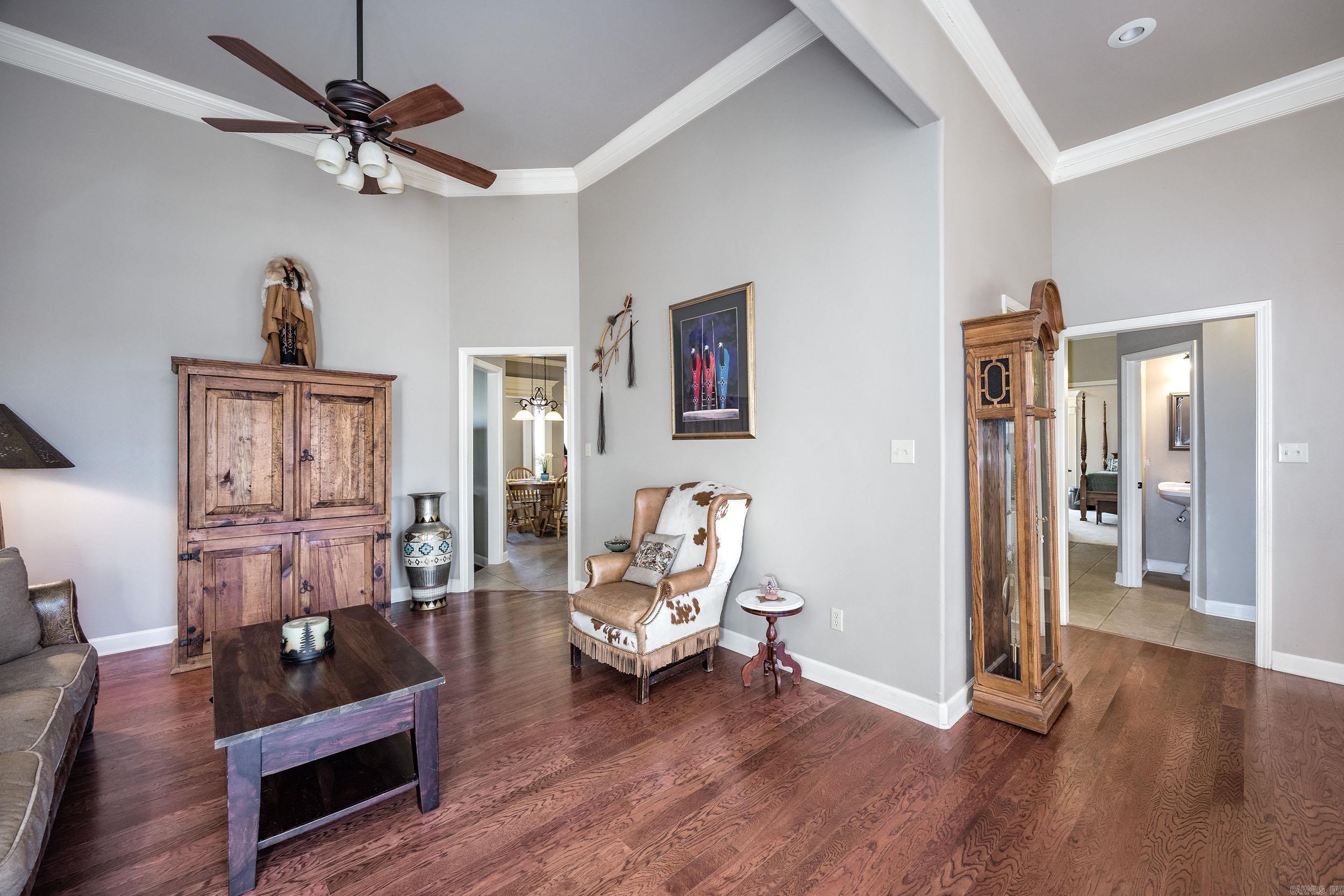 MILLERS CROSSING - Residential