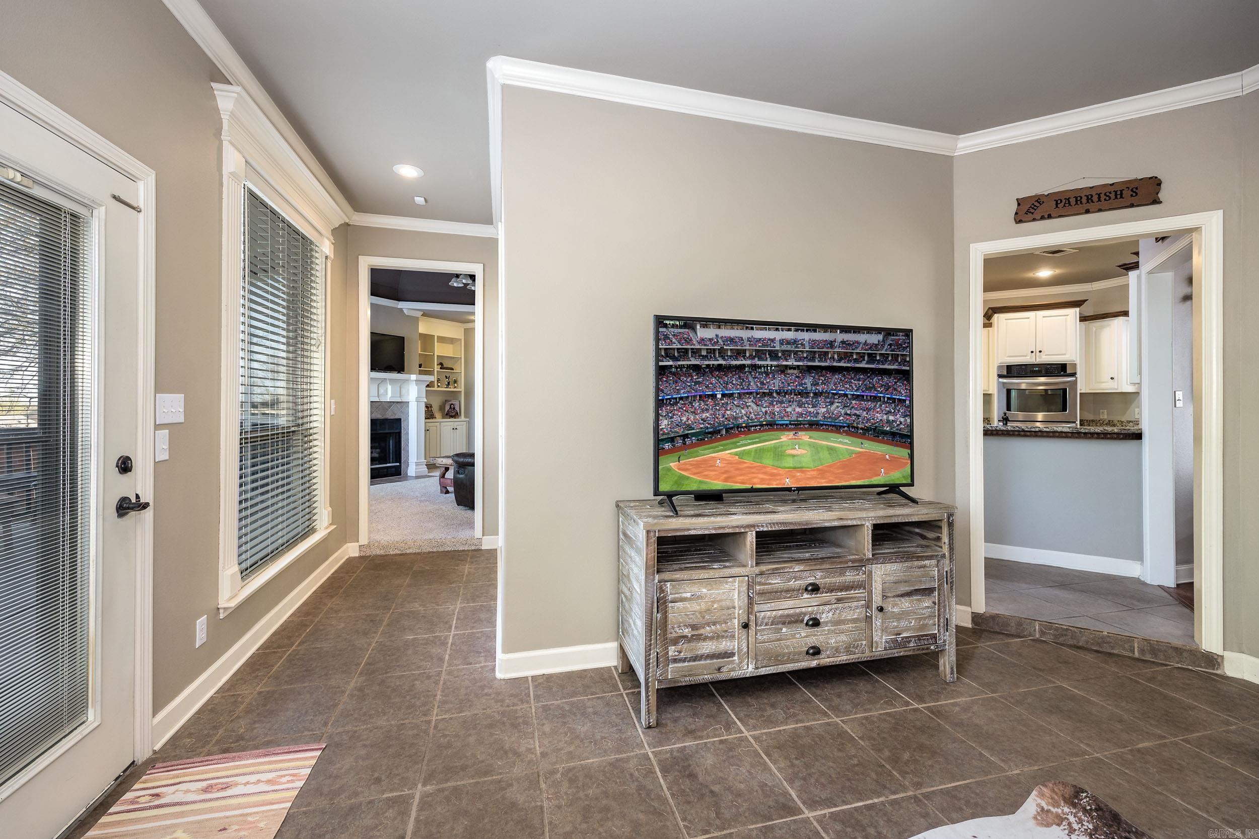 MILLERS CROSSING - Residential