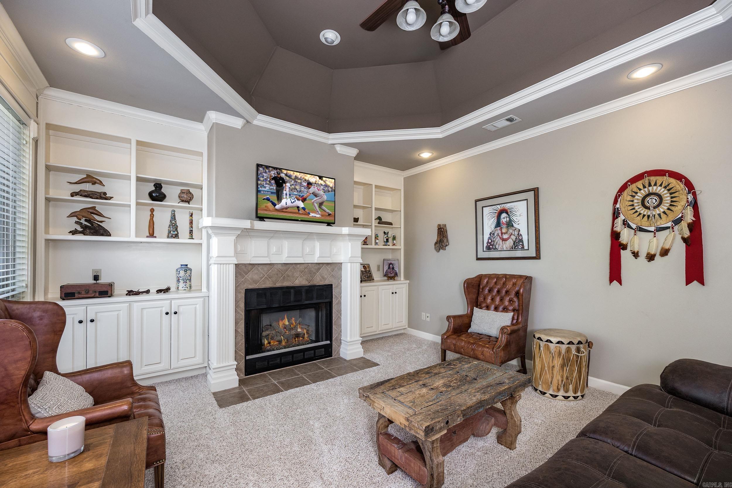 MILLERS CROSSING - Residential