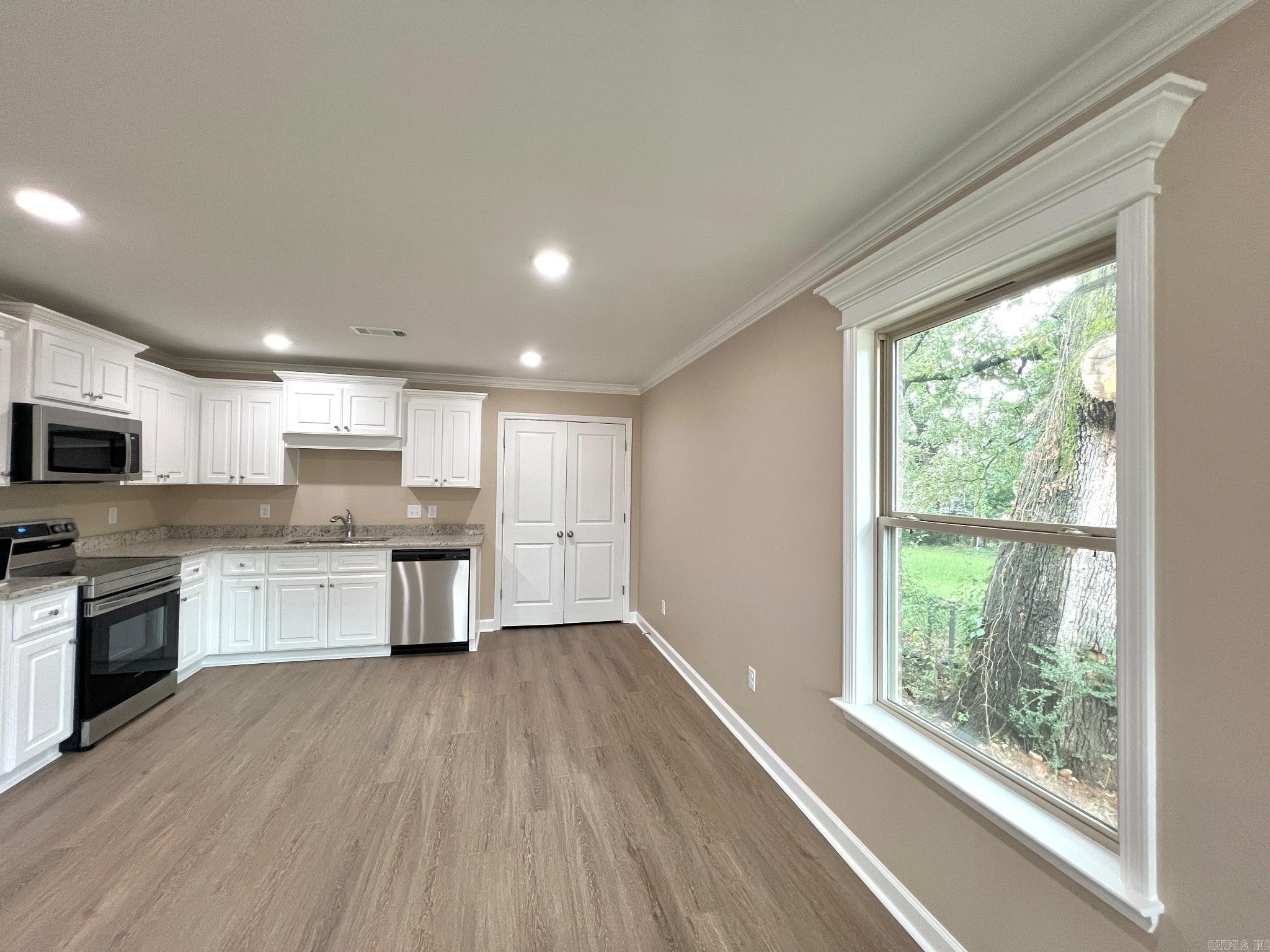 BELWOOD ADDN - Residential