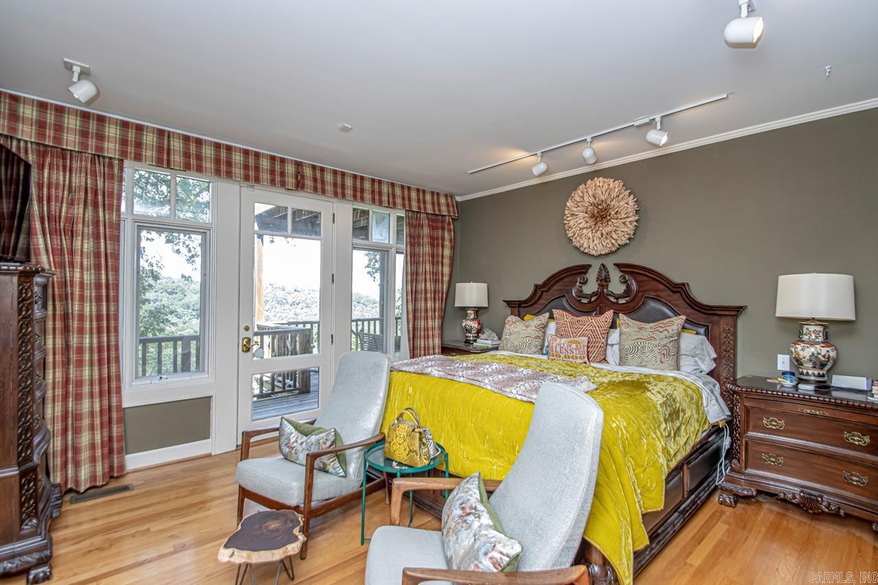 Oakwood - Residential