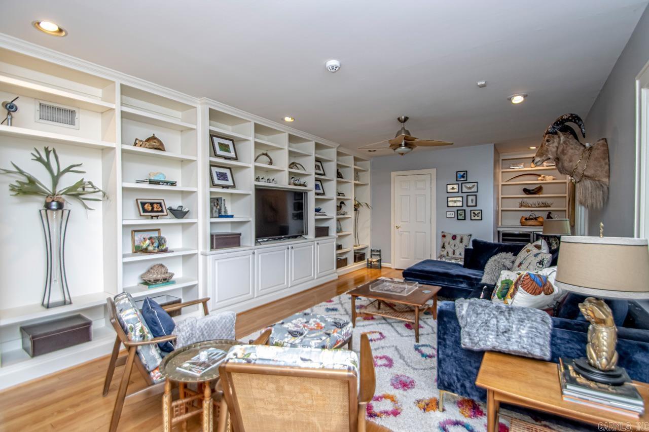 Oakwood - Residential