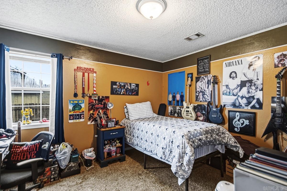 MEADOW CREEK - Residential