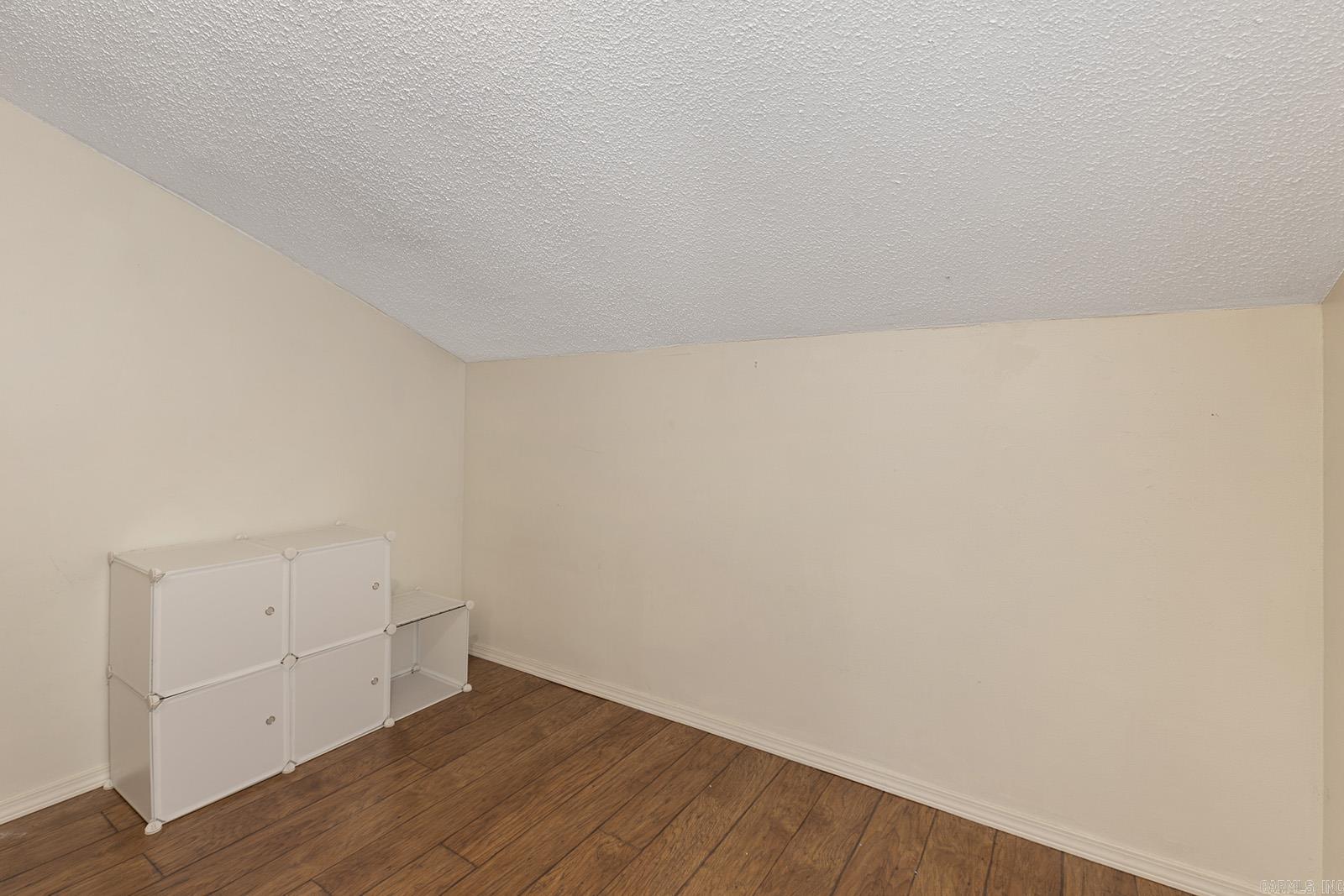 LAKEWOOD HILLS CONDO - Residential
