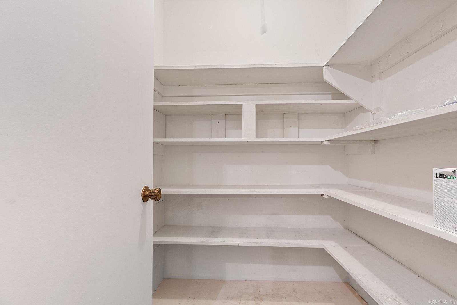 LAKEWOOD HILLS CONDO - Residential