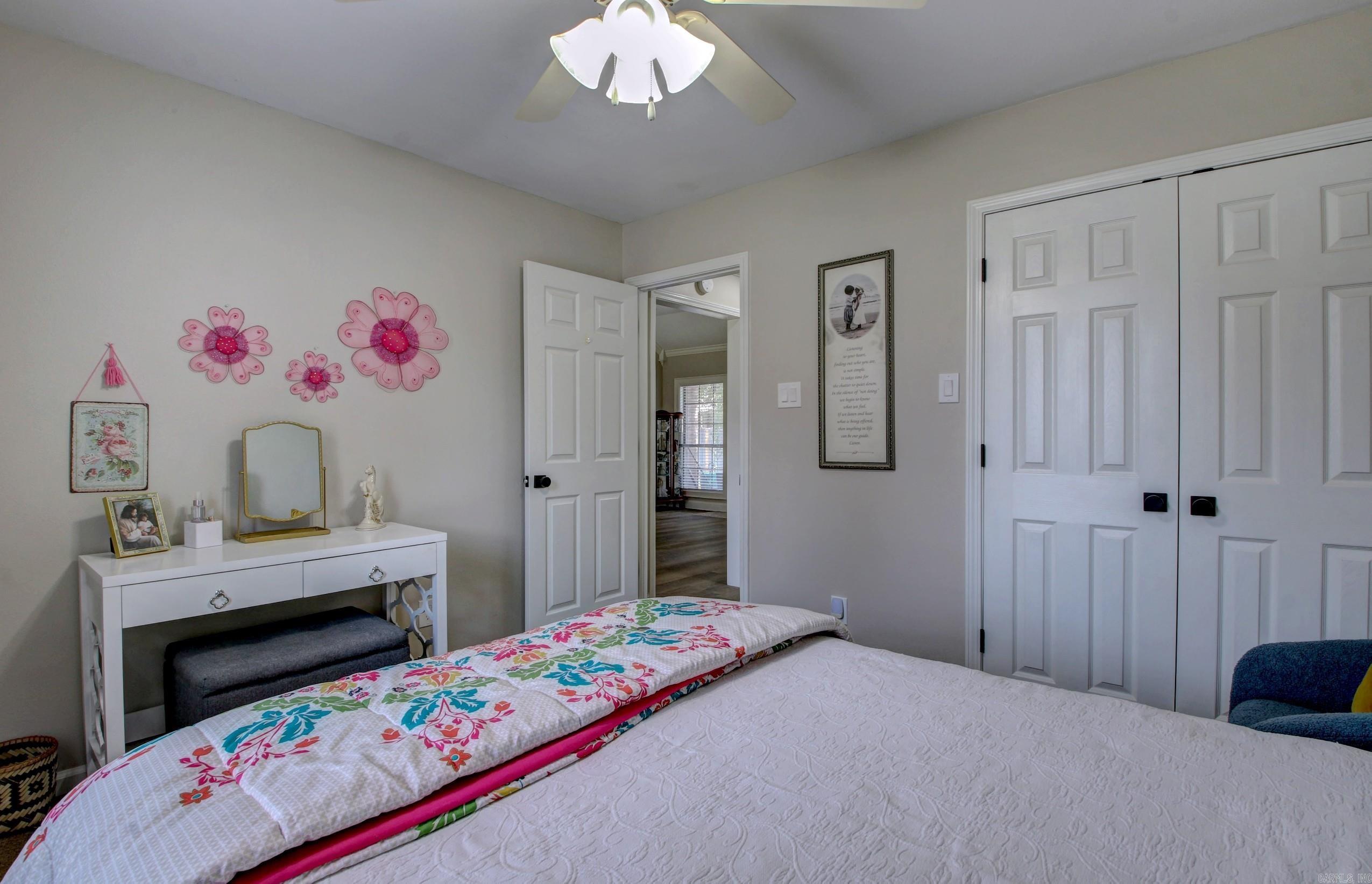 COUNTRY CLUB OF ARK THE - Residential