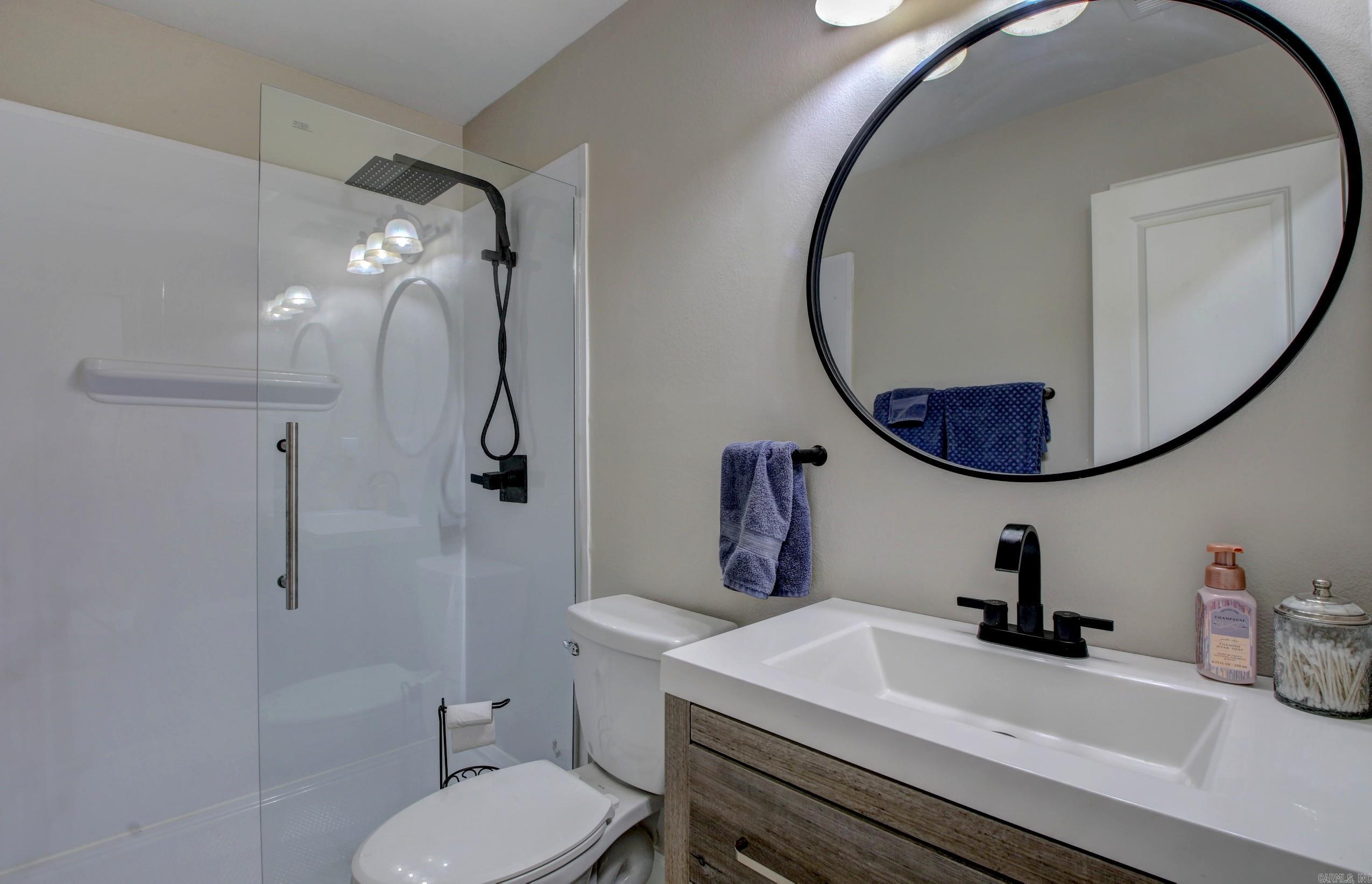 COUNTRY CLUB OF ARK THE - Residential