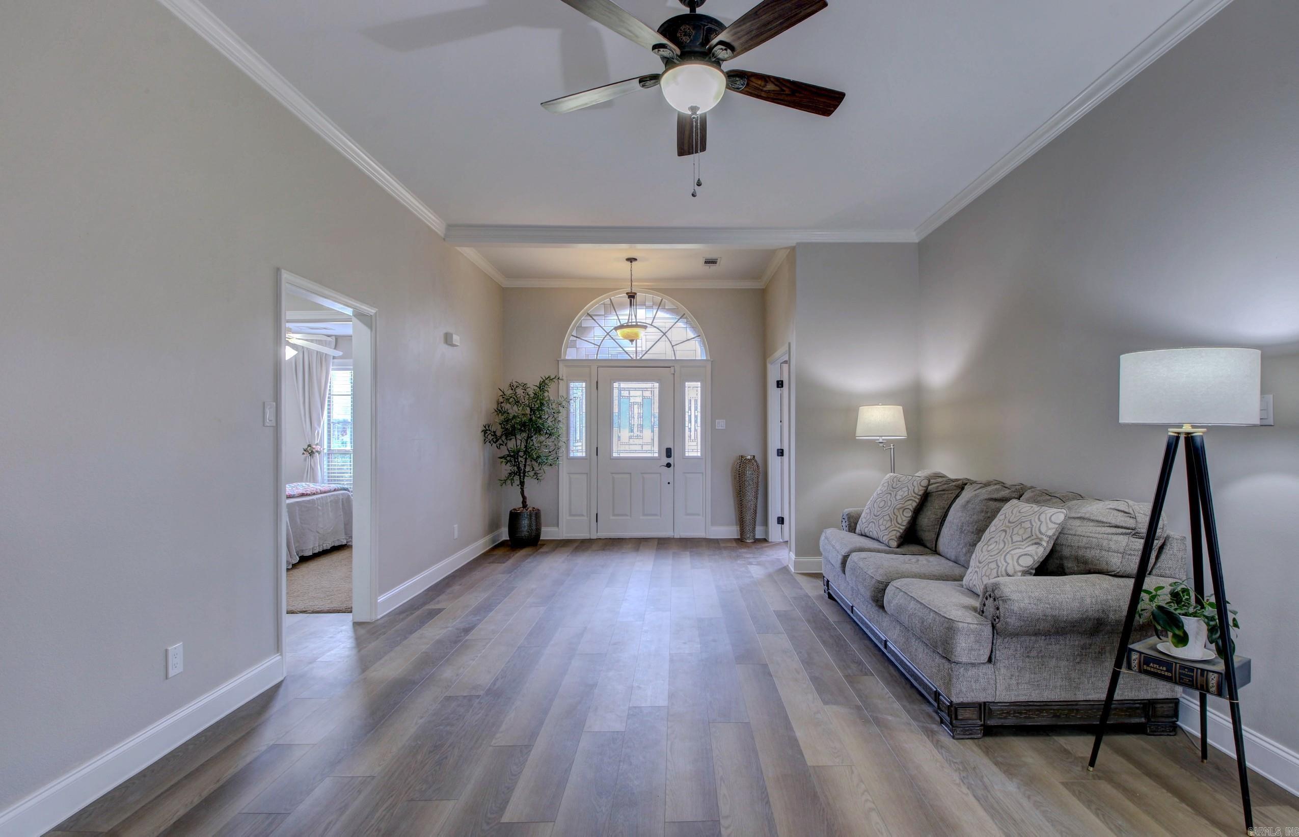 COUNTRY CLUB OF ARK THE - Residential