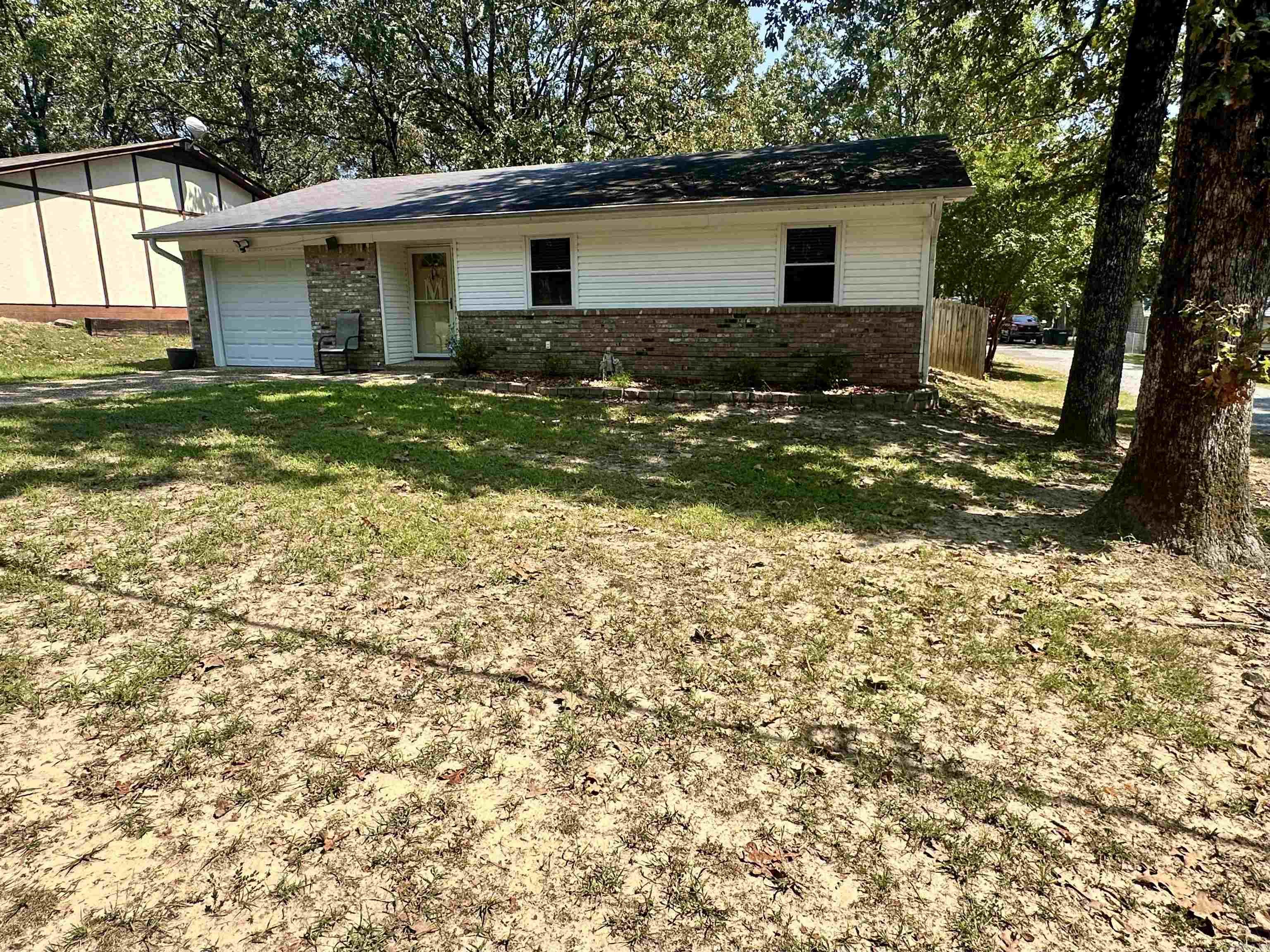 Mark Manor - Residential