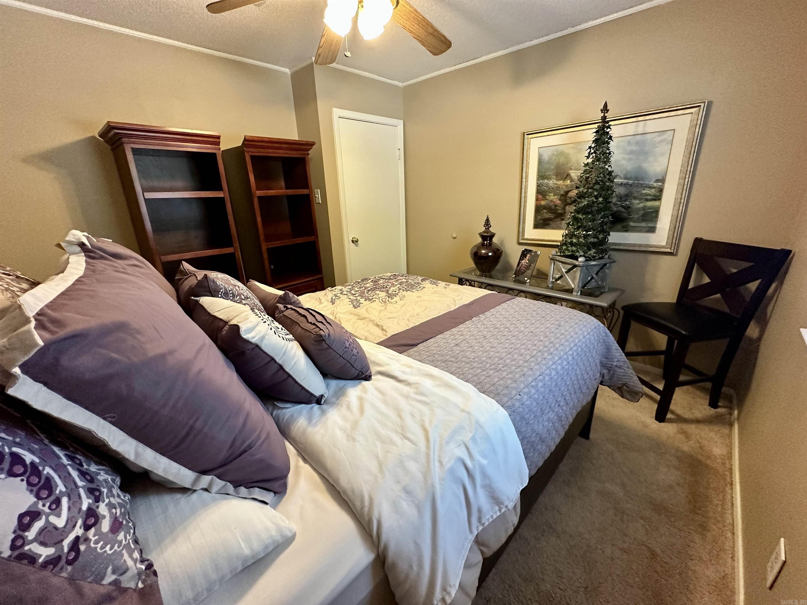 Mark Manor - Residential