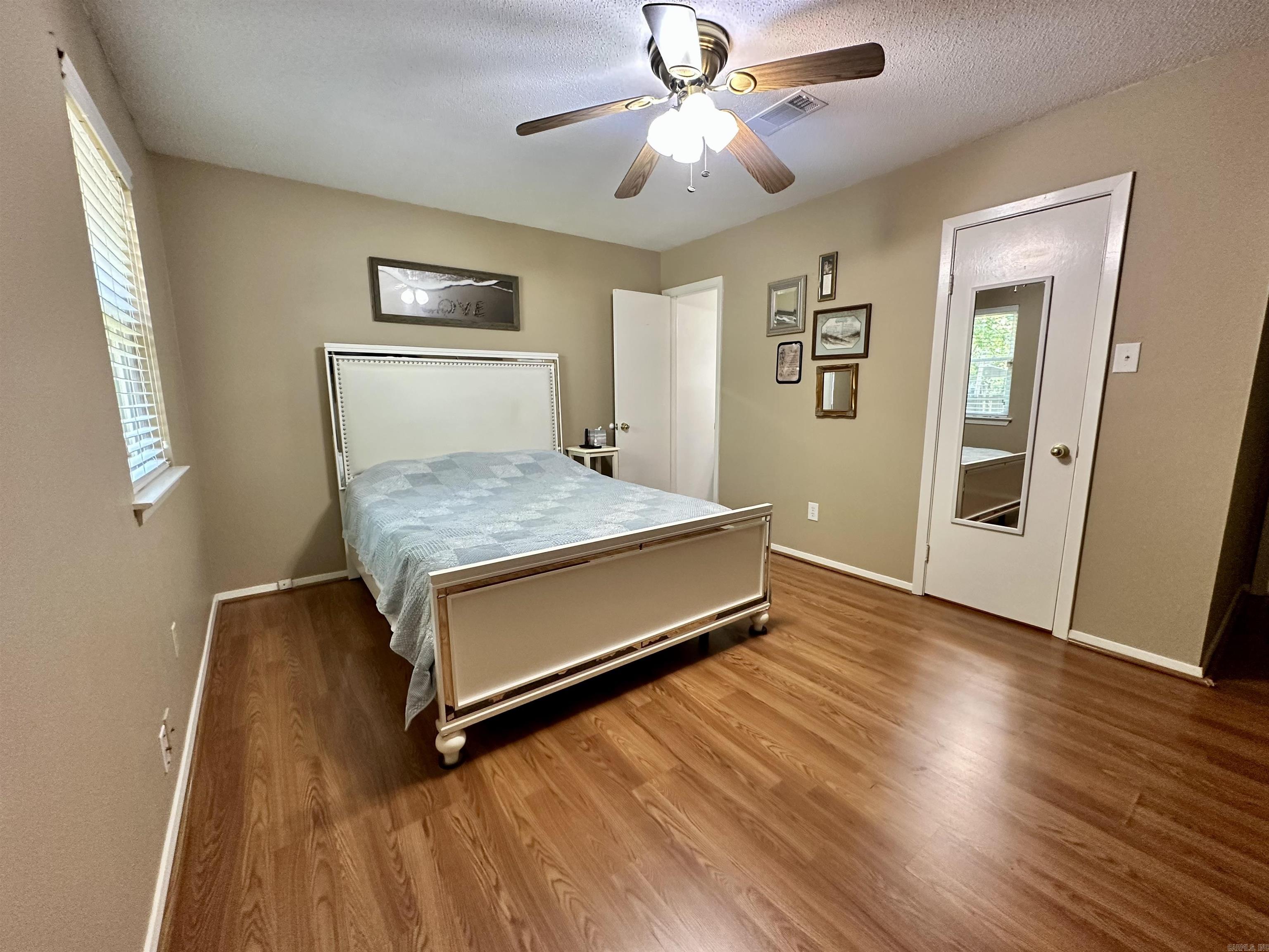 Mark Manor - Residential