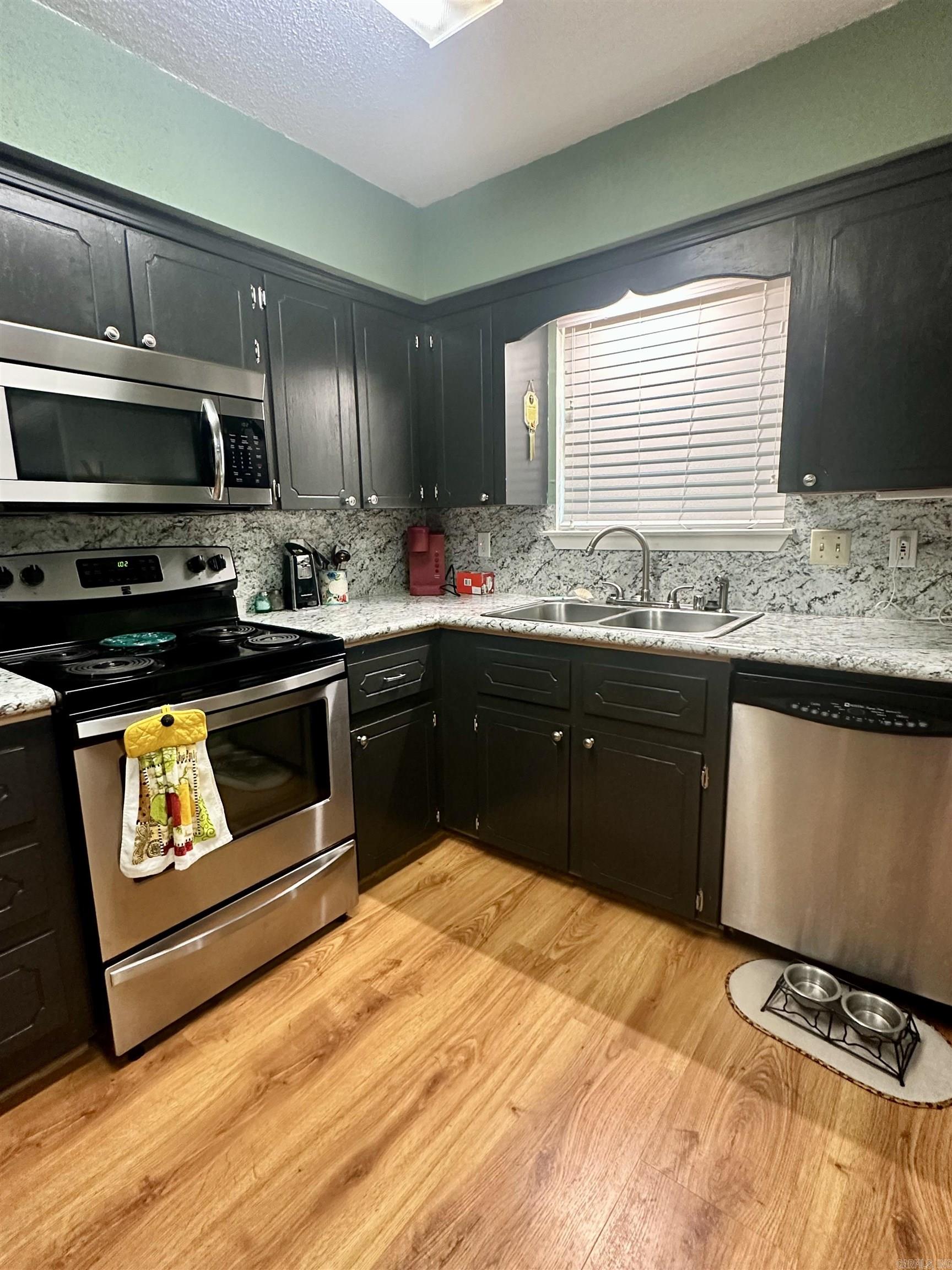 Mark Manor - Residential