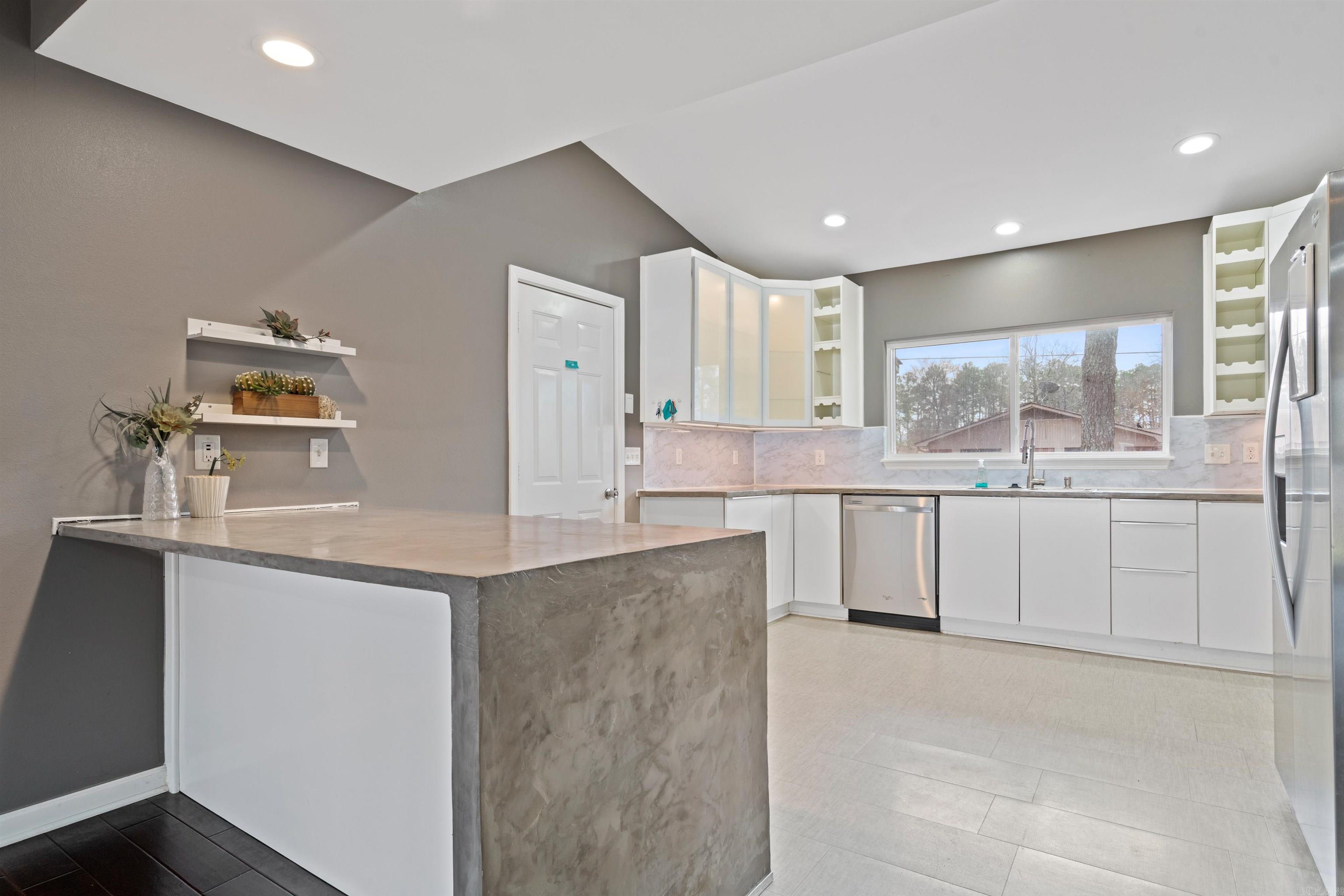 Sherwood Forest - Residential