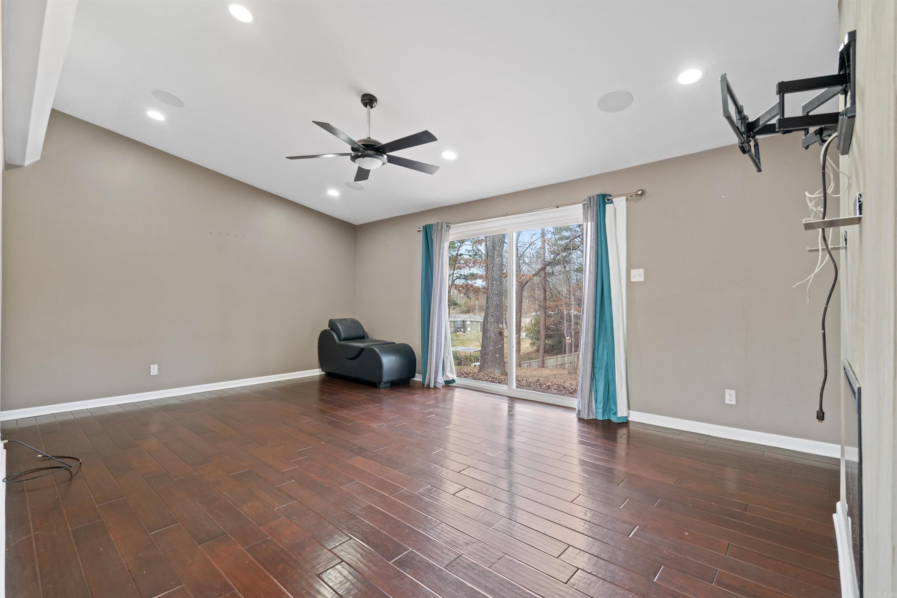 Sherwood Forest - Residential