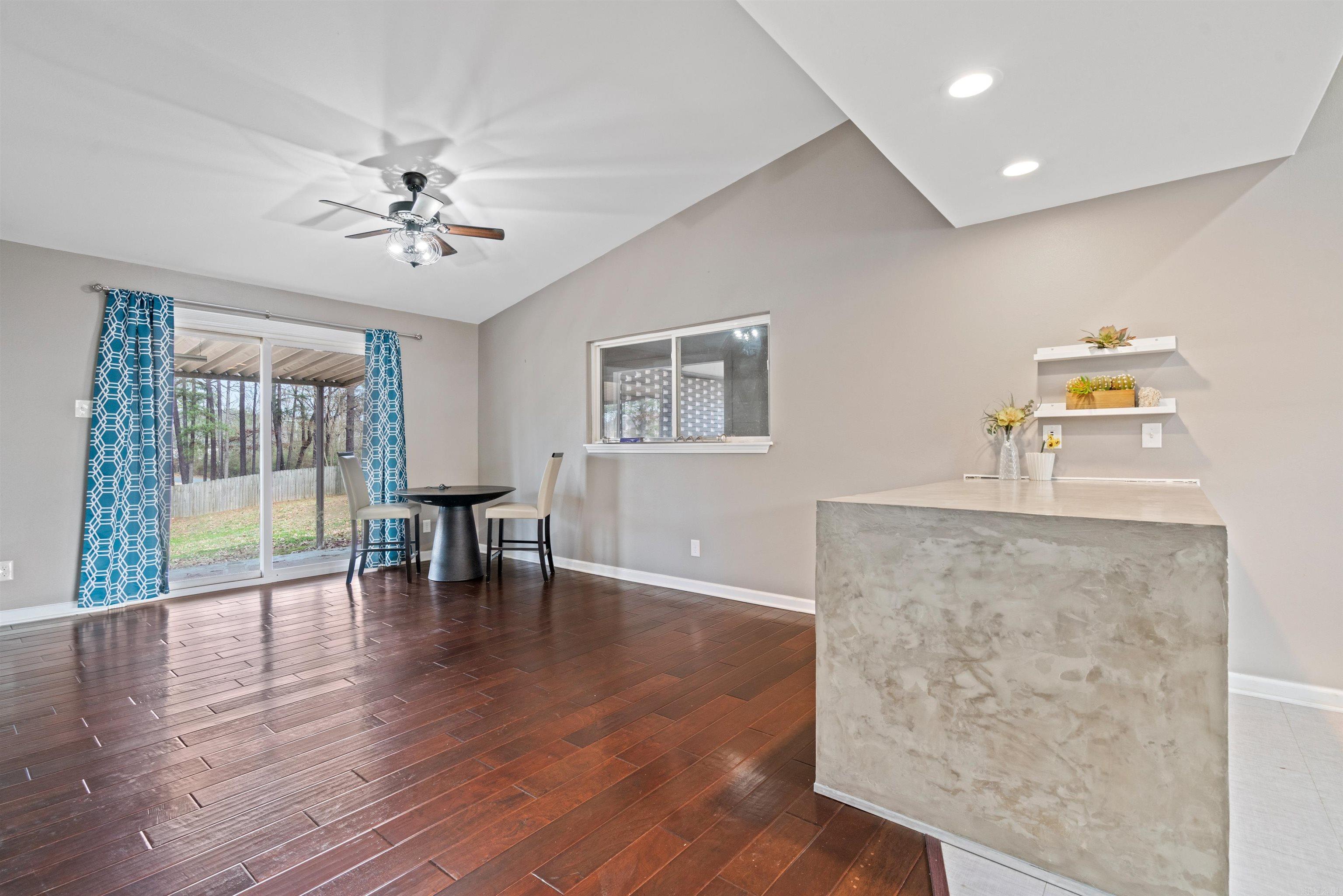 Sherwood Forest - Residential