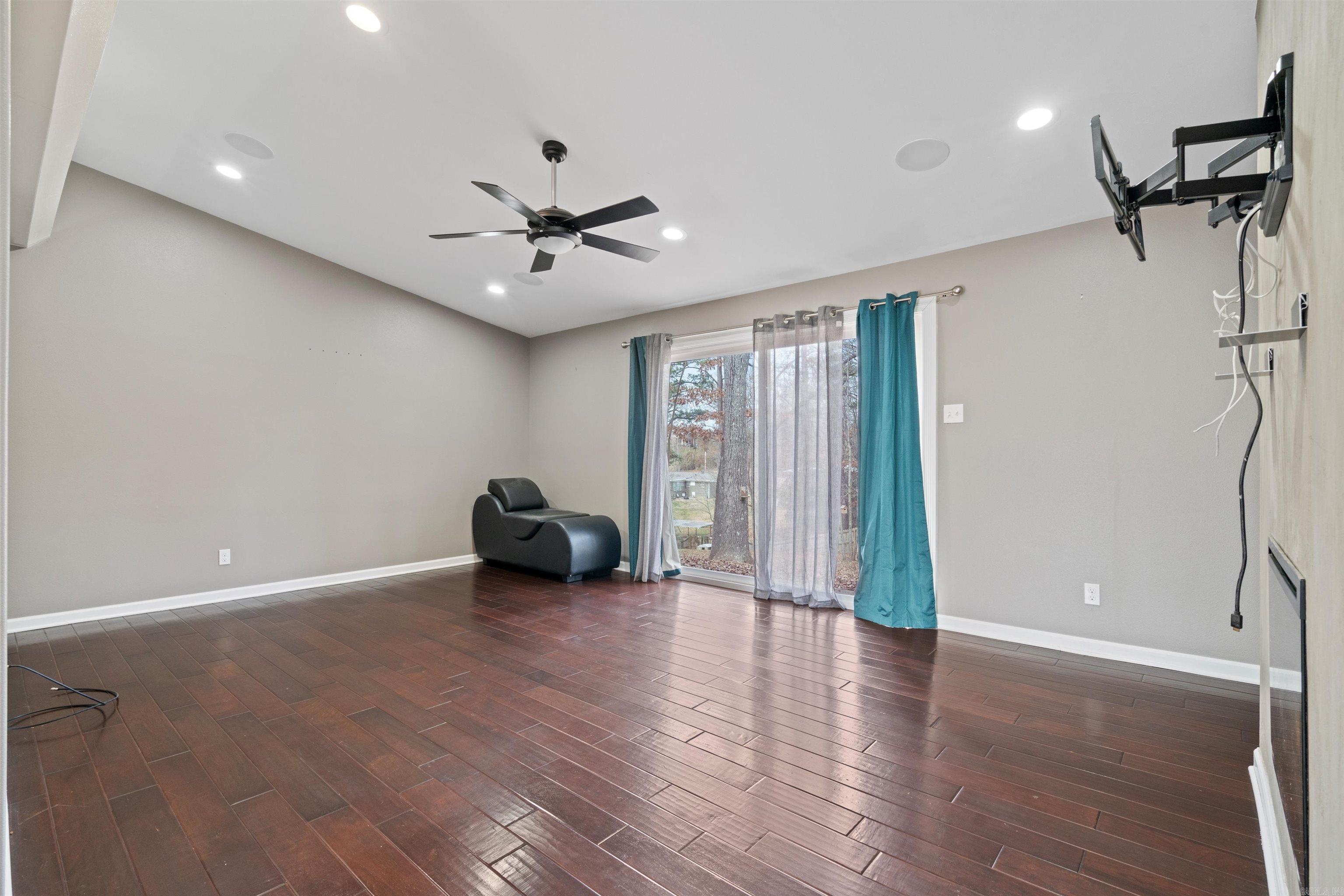 Sherwood Forest - Residential