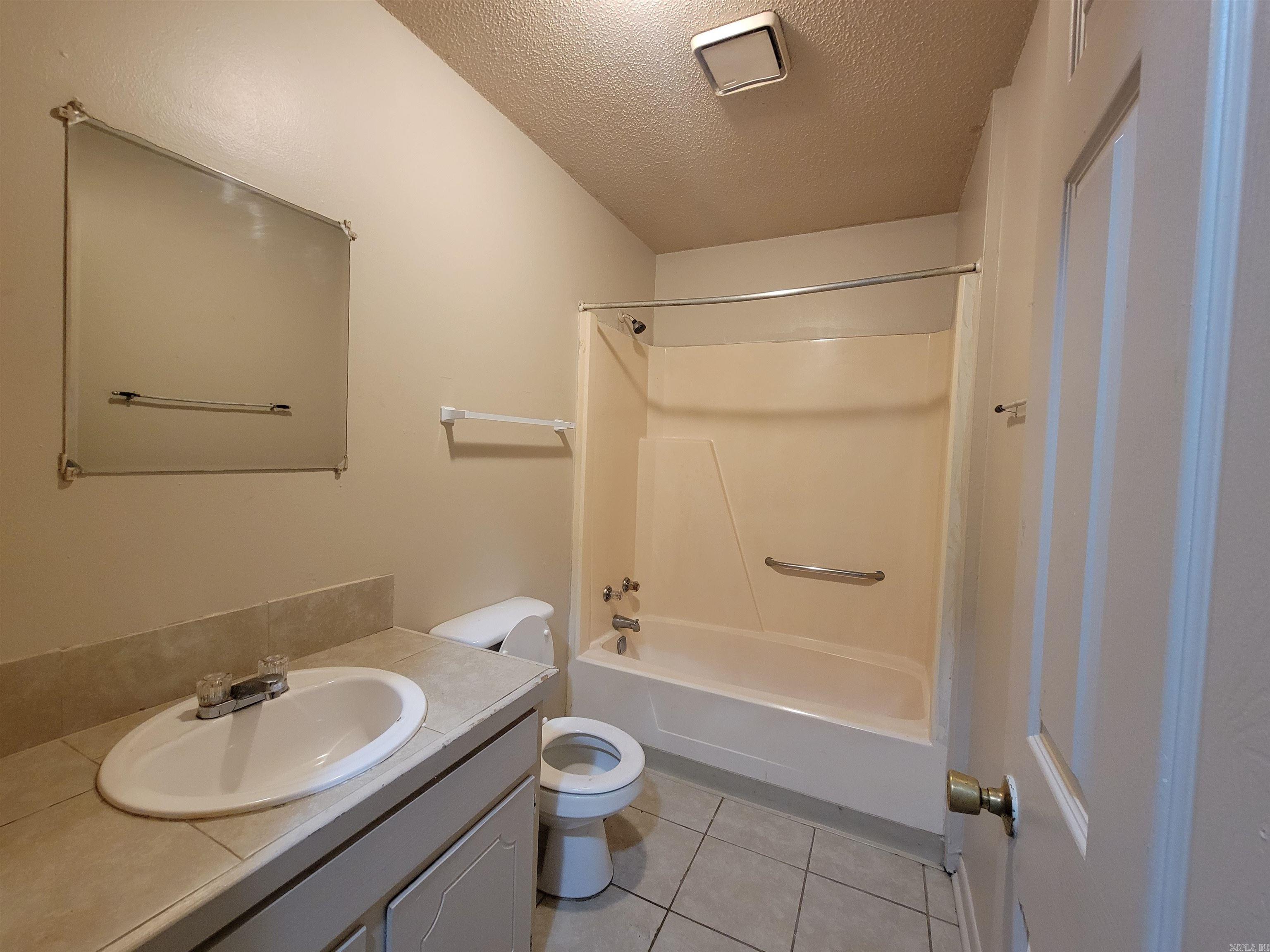 McCain Mabel - Residential Lease