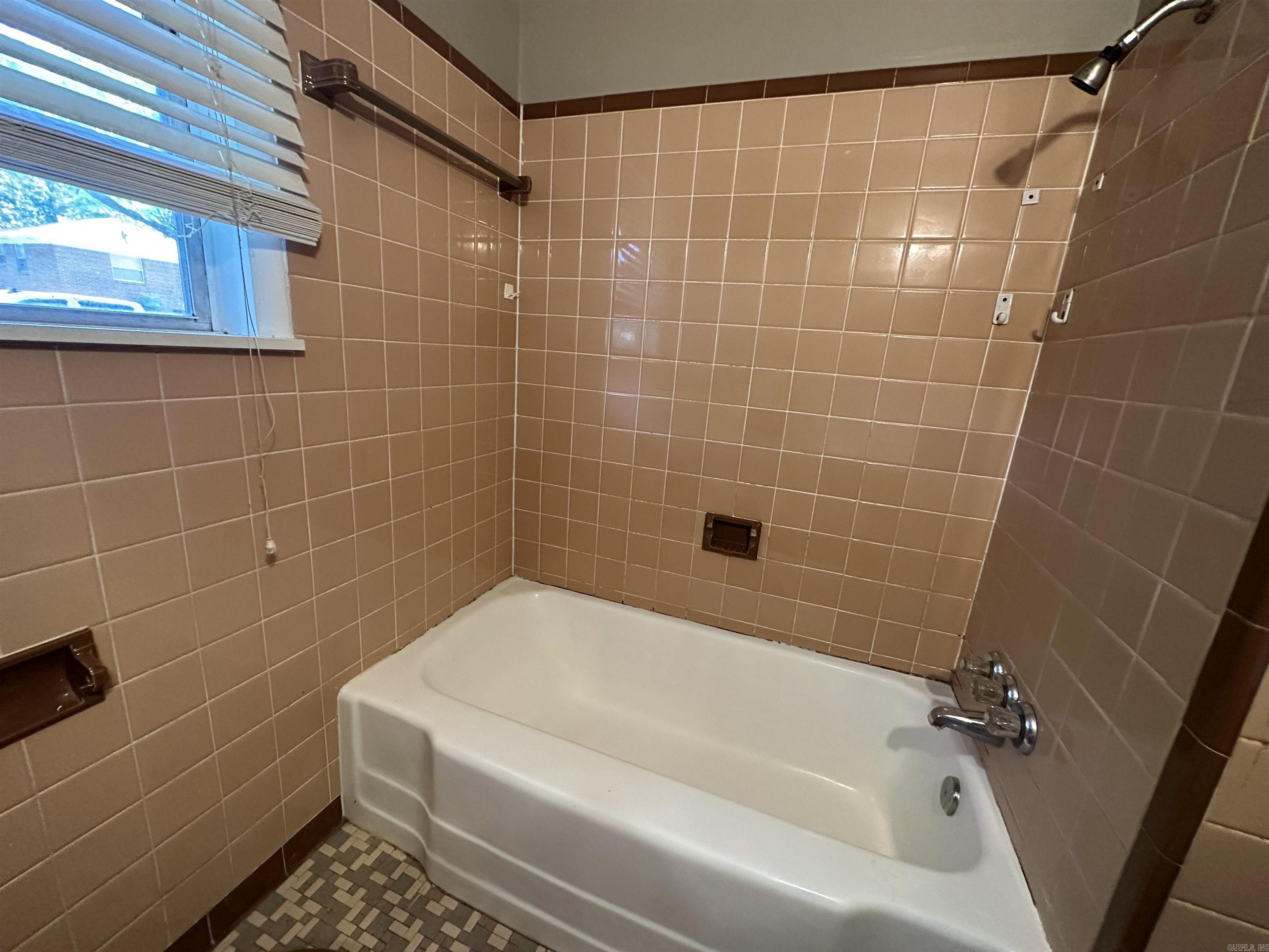 West Markham Heights - Residential Lease