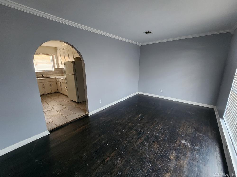 MEADOW PARK - Residential