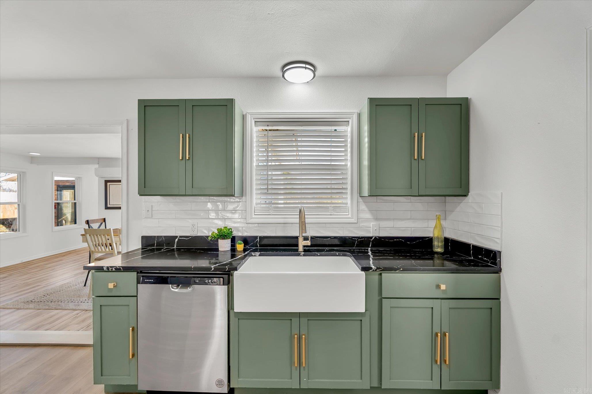 MAYO TEDDER - Residential