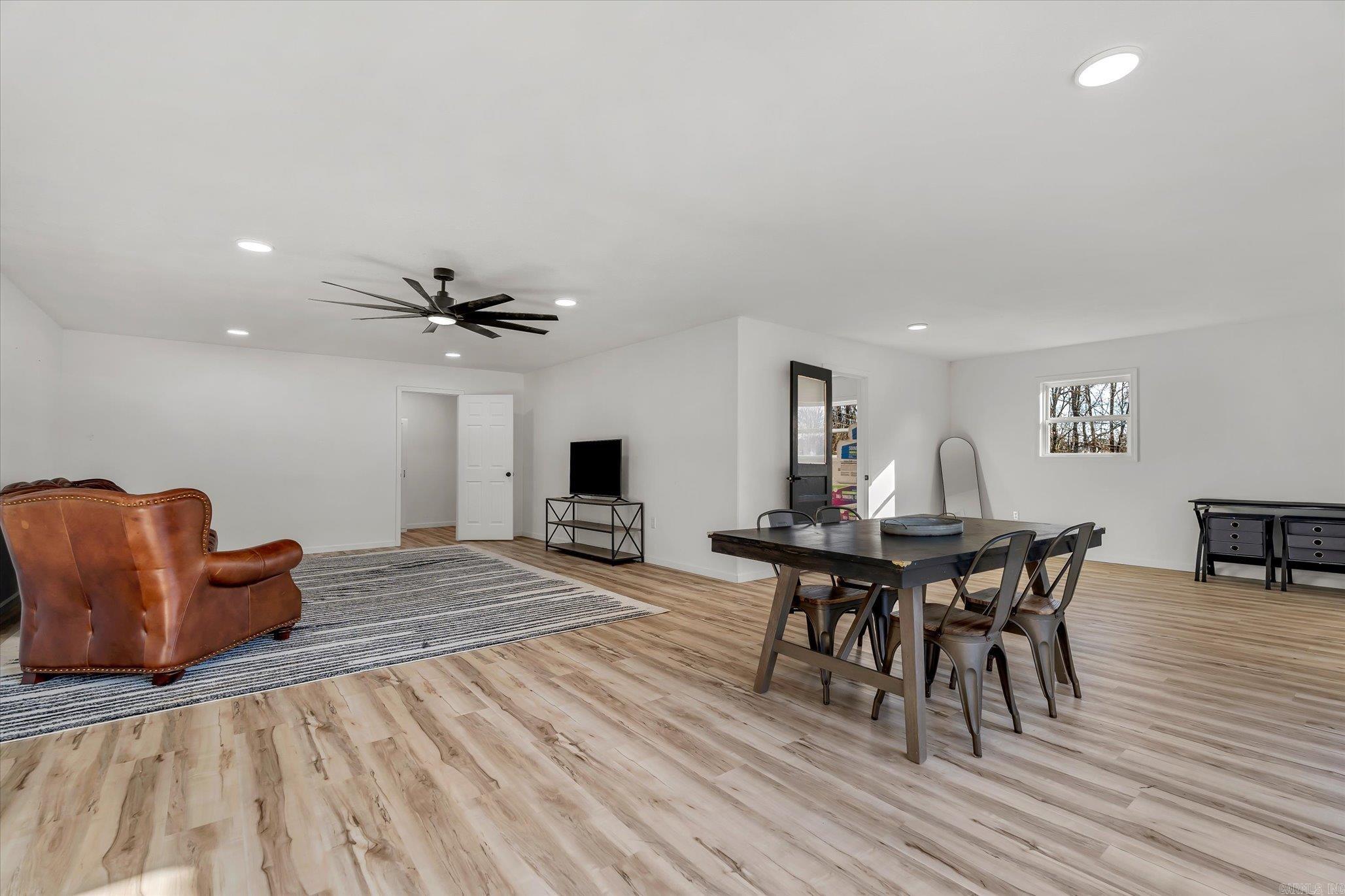 MAYO TEDDER - Residential