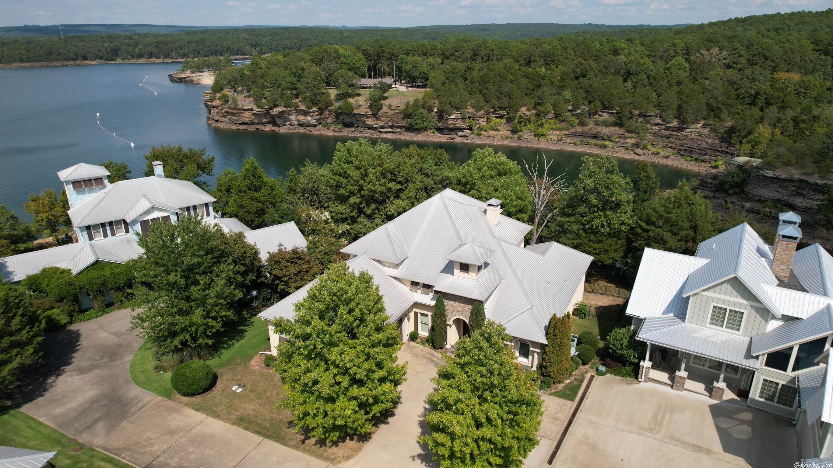 BRIGHTON POINTE - Residential