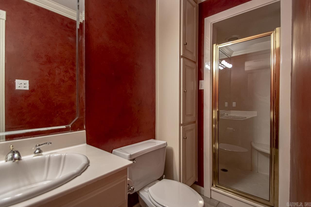 COUNTRY CLUB PARK - Residential